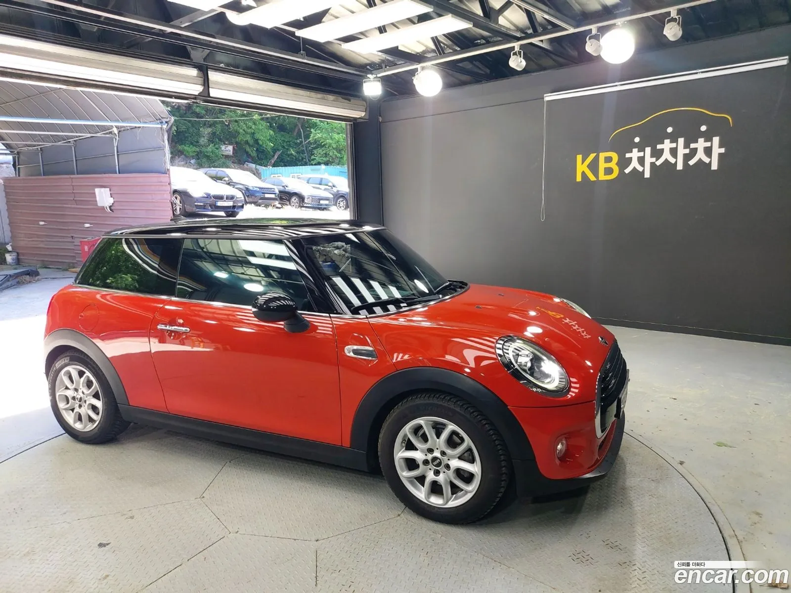 Mini Cooper 2019 — 15