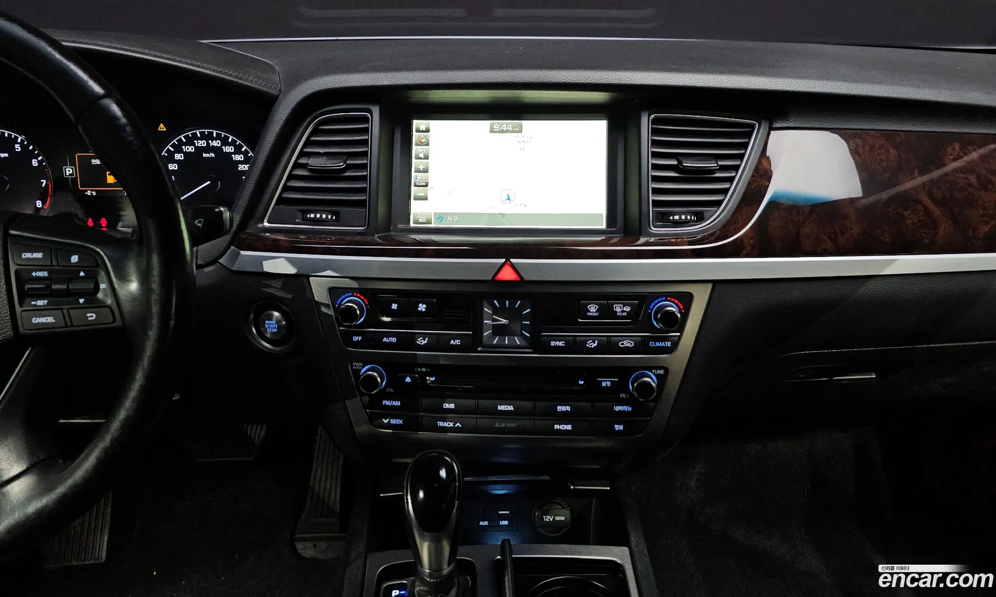 Hyundai Genesis DH 2014 — 12