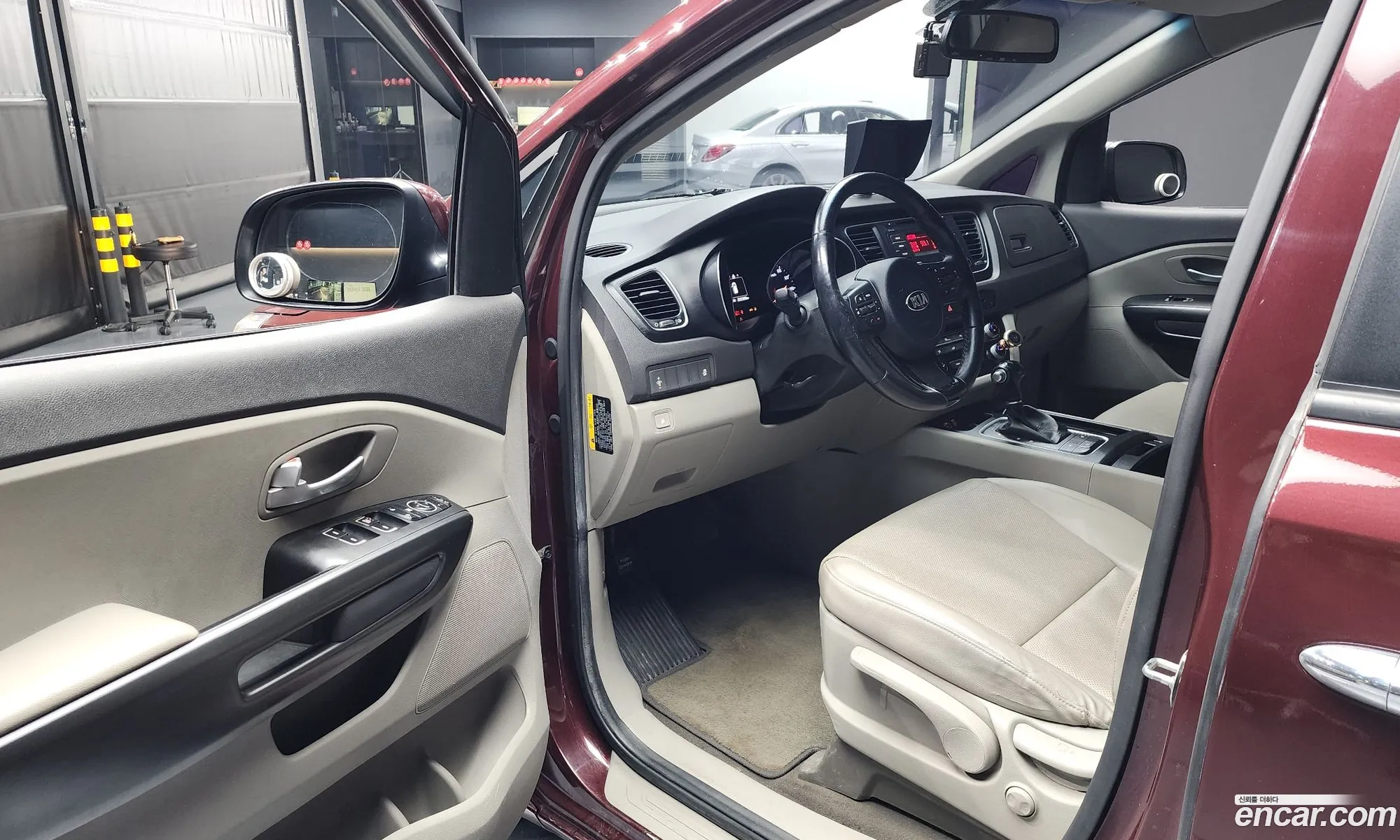 Kia Carnival 2014 — 19