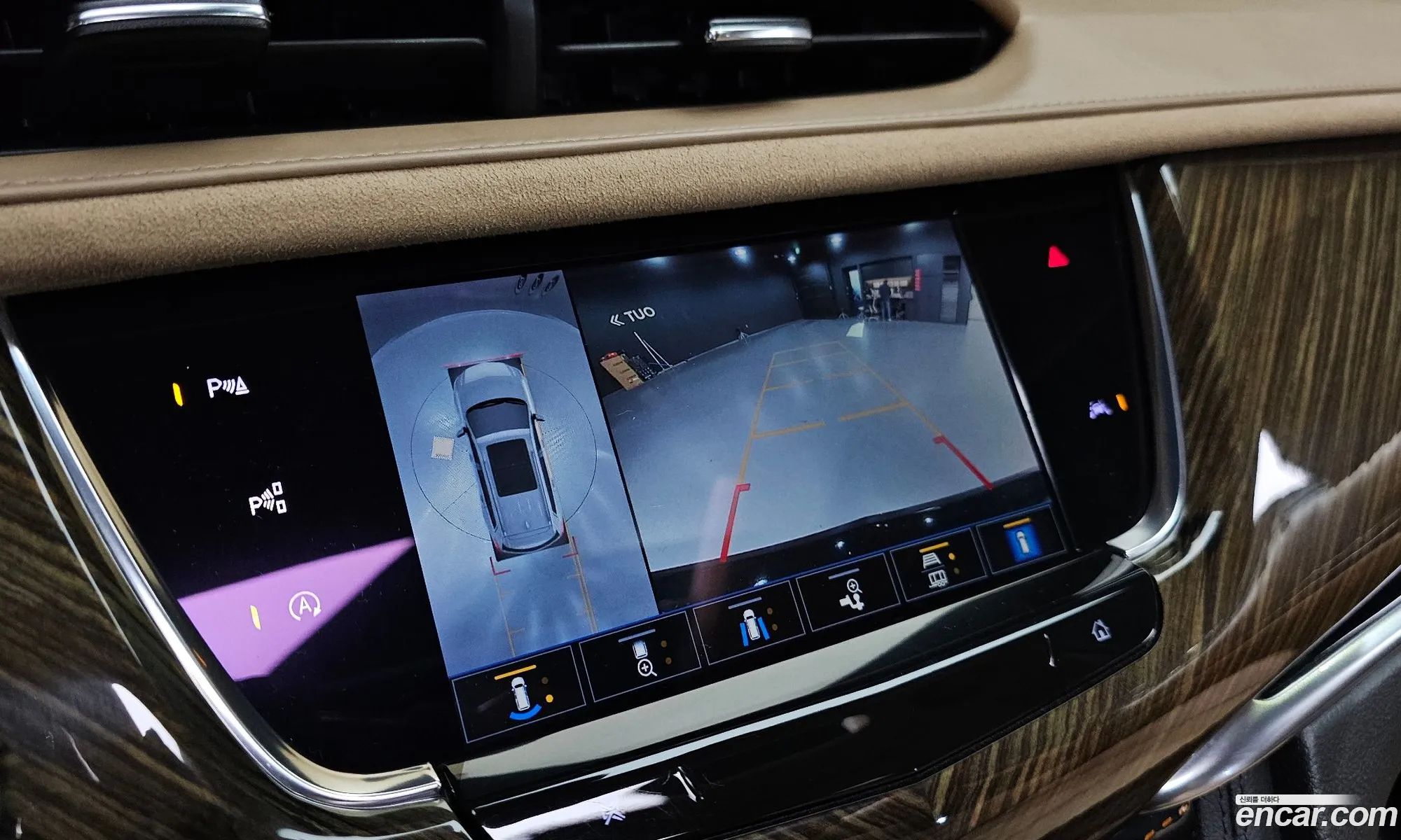 Cadillac XT6 2022 — 18