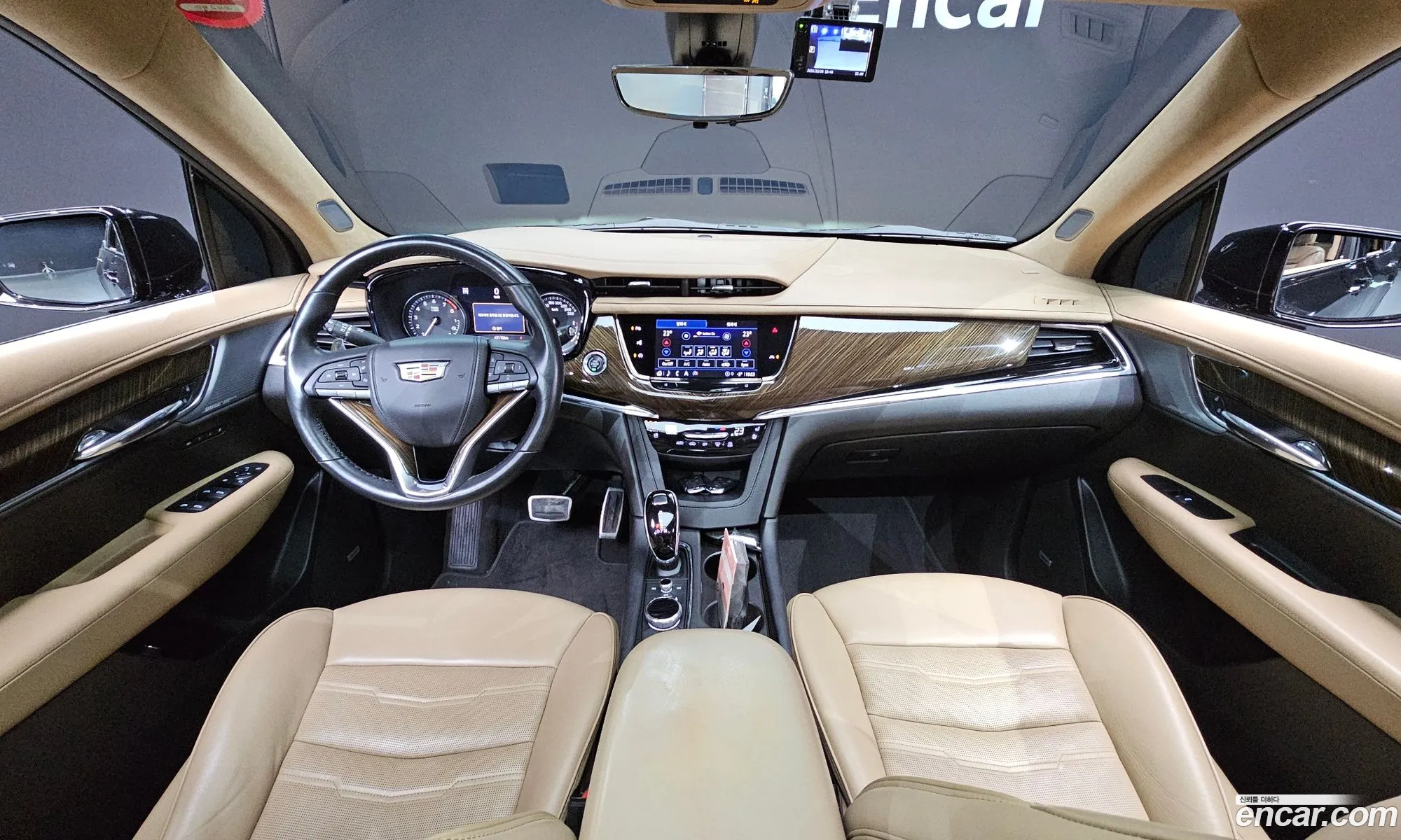 Cadillac XT6 2022 — 17