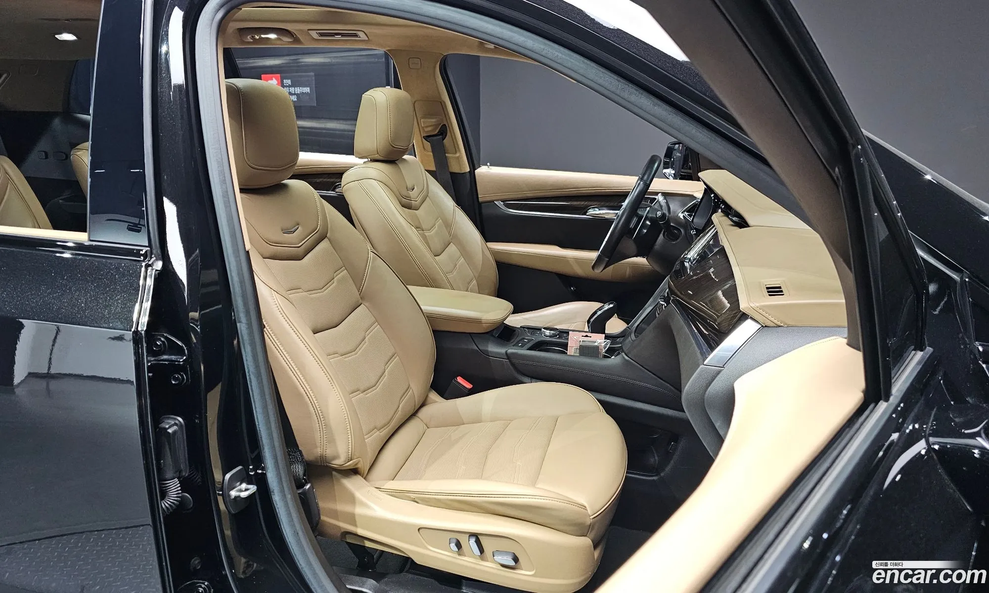 Cadillac XT6 2022 — 8