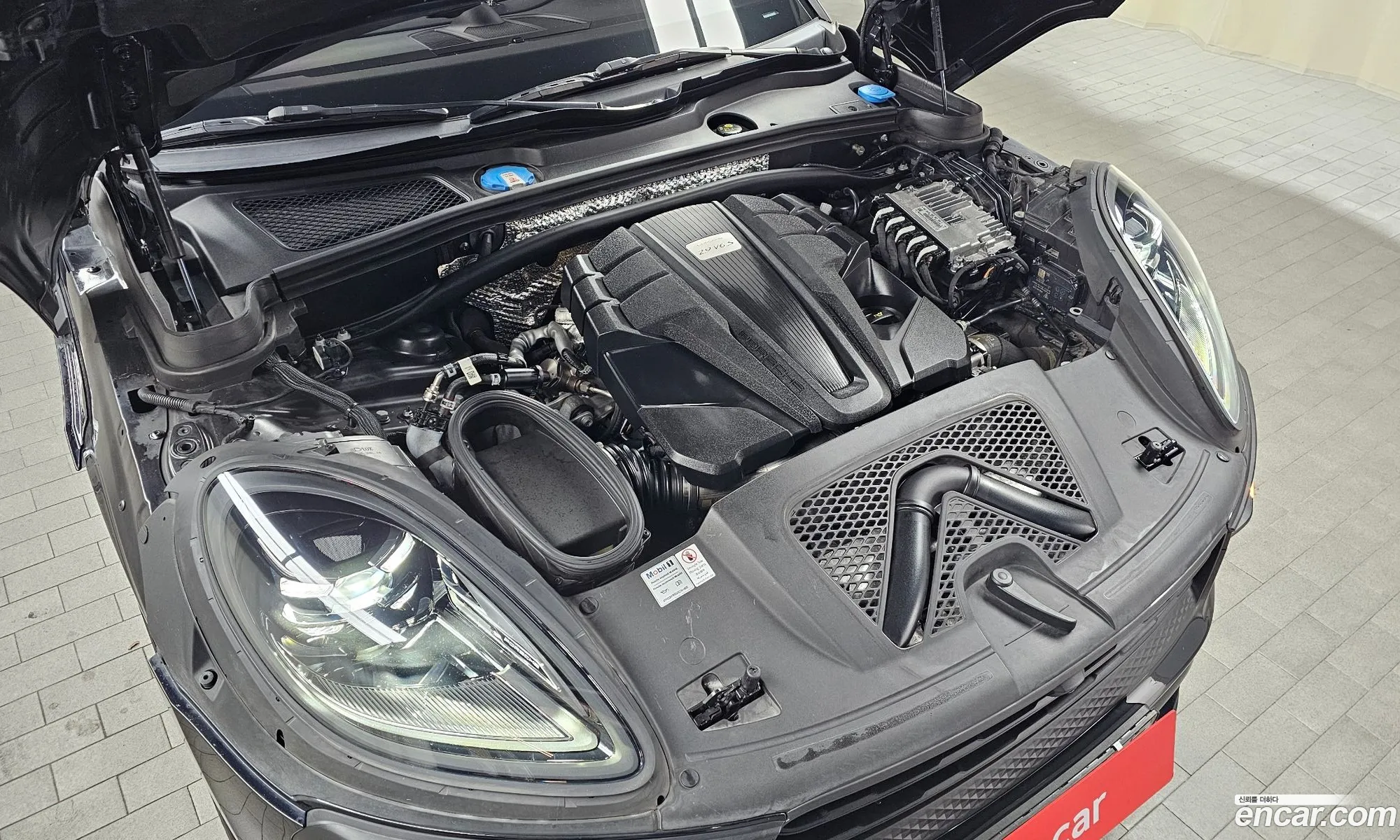 Porsche Macan 2022 WP1AG2953NLB36749 — 2