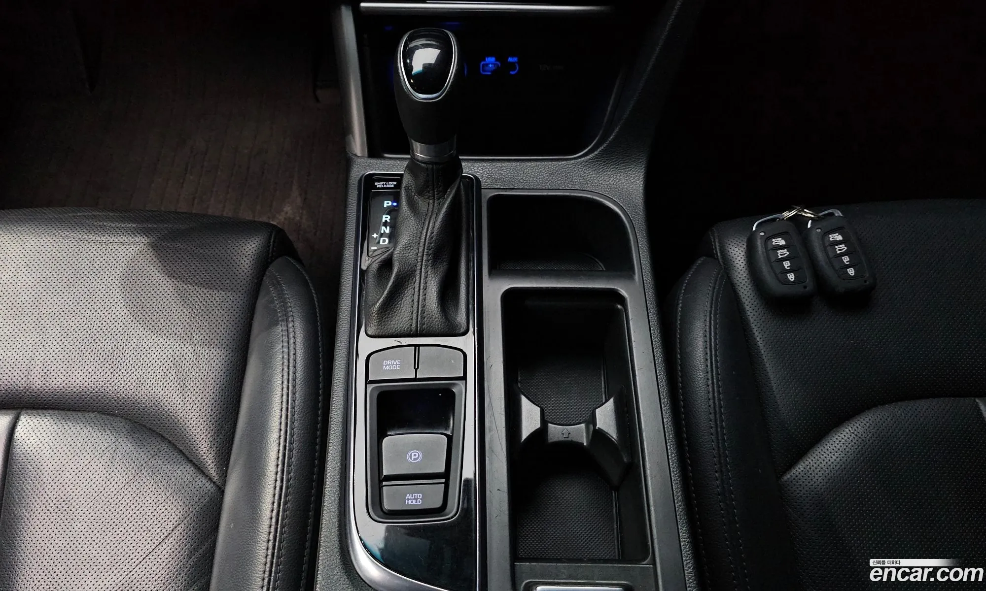Hyundai LF Sonata Hybrid 2016 — 10