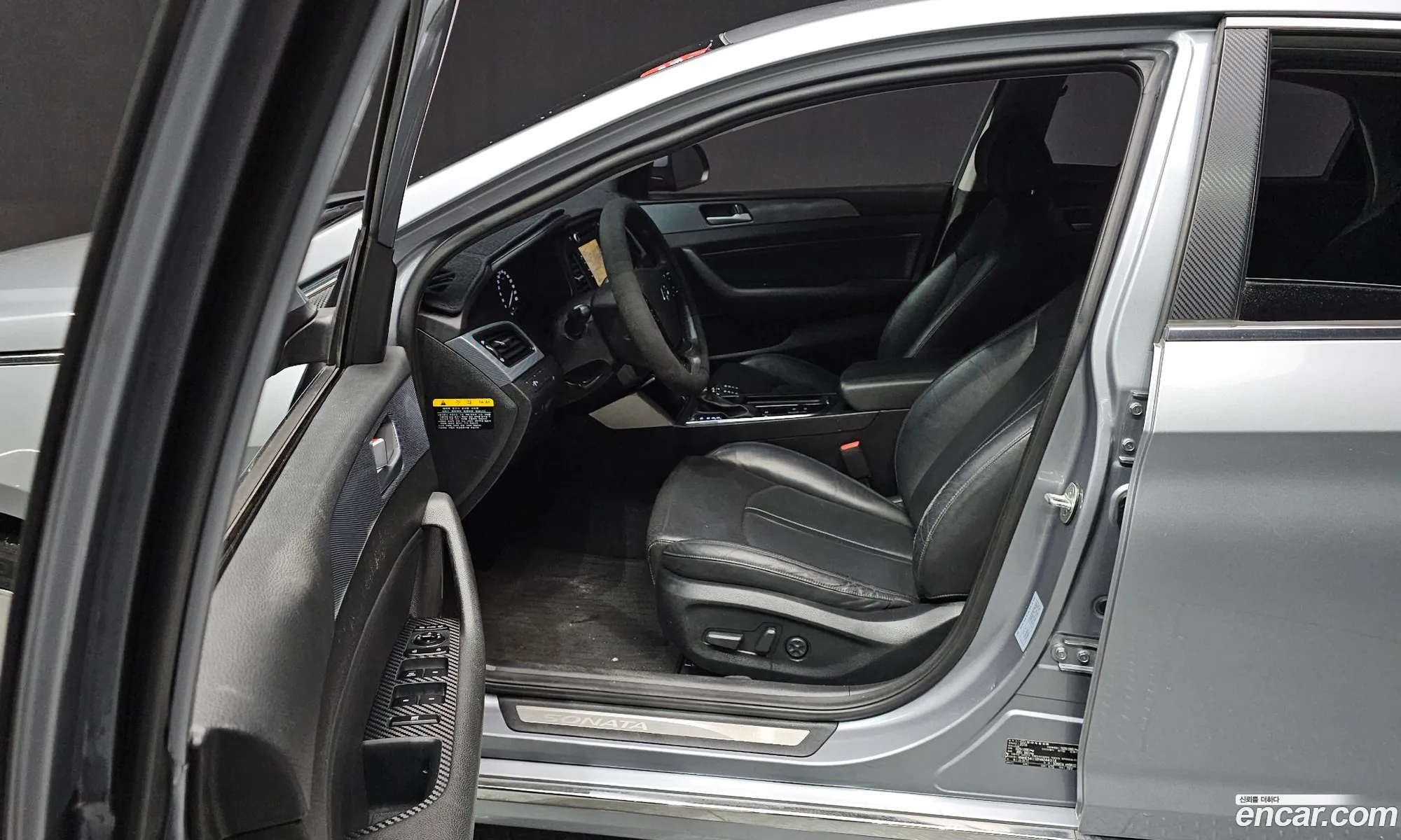 Hyundai LF Sonata Hybrid 2016 — 19