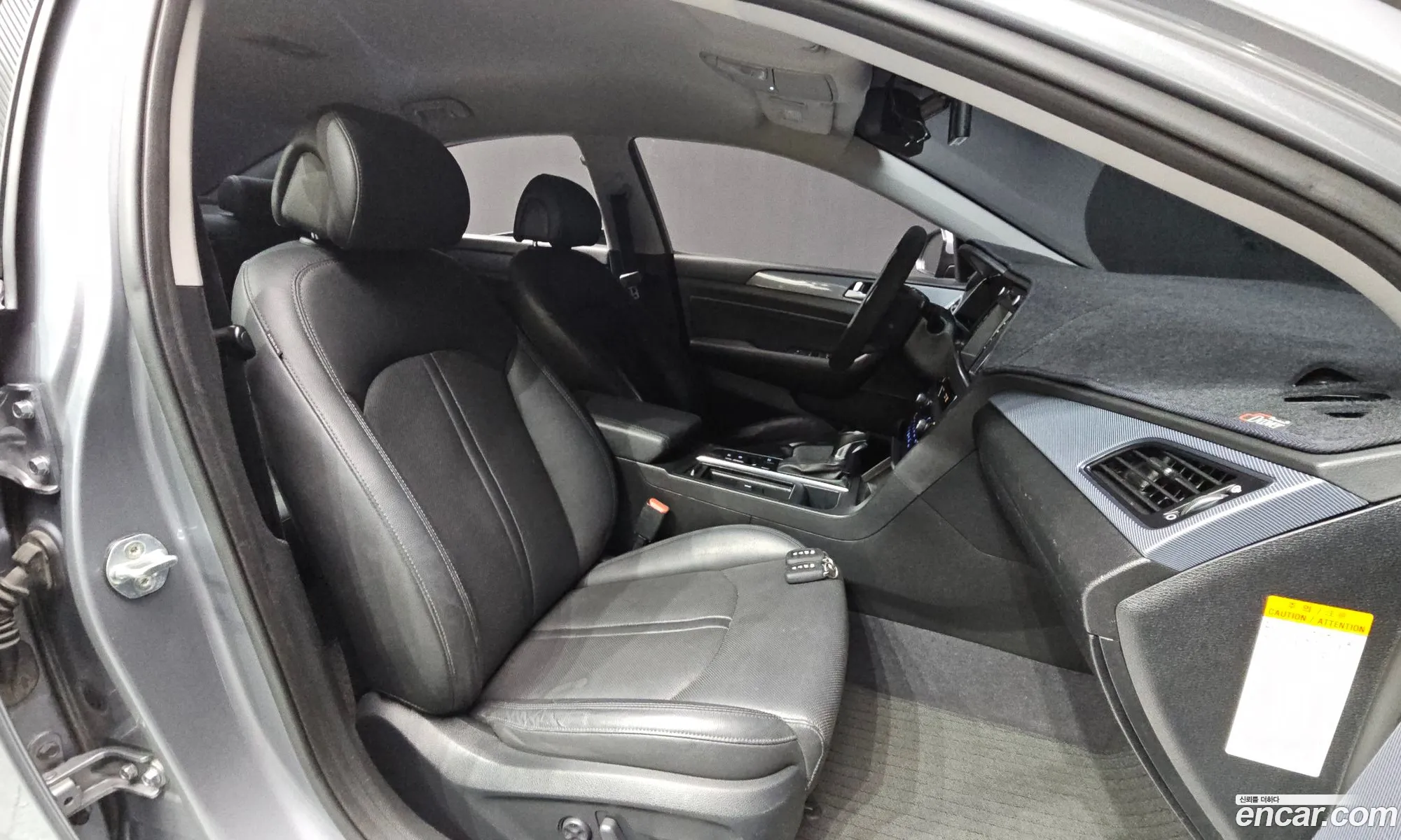 Hyundai LF Sonata Hybrid 2016 — 8