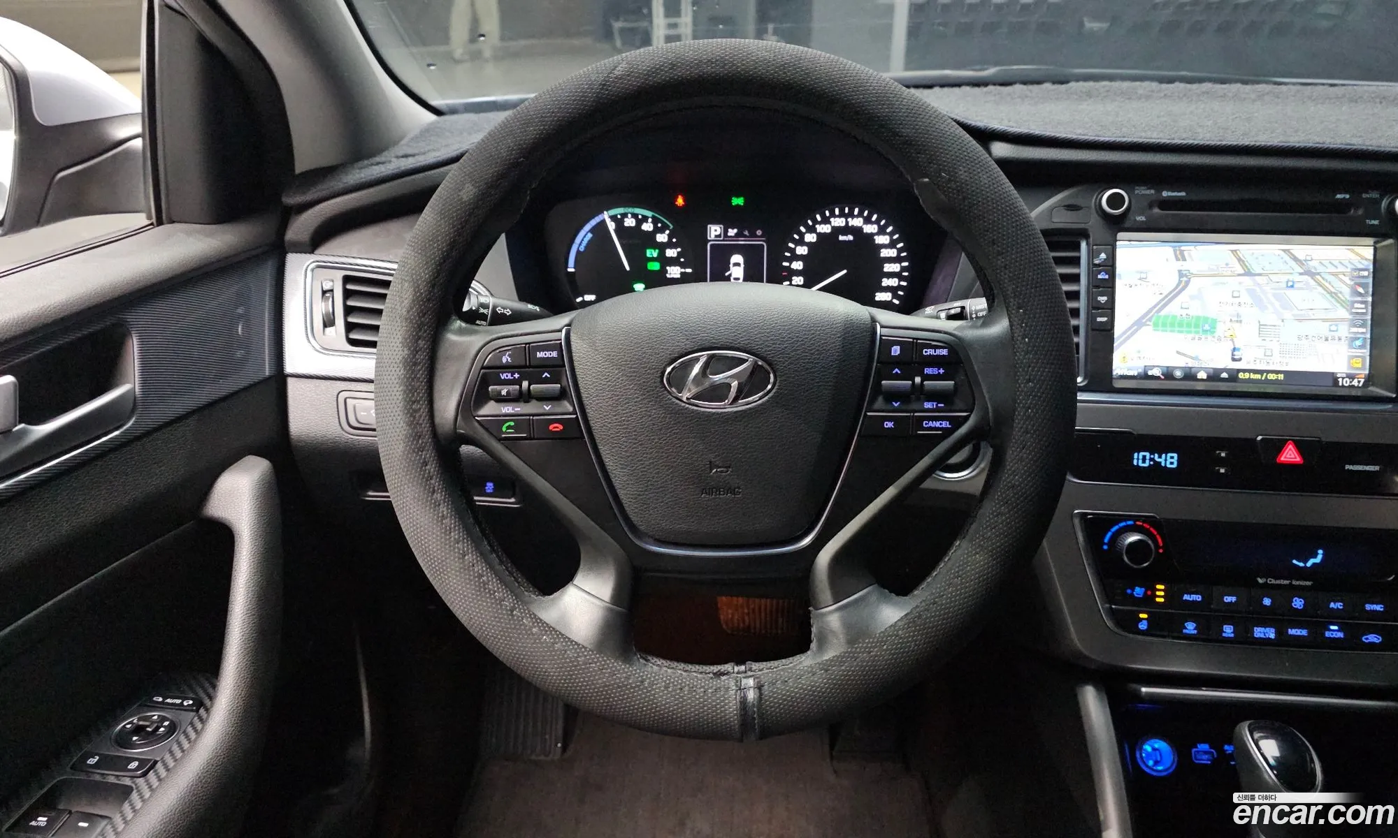 Hyundai LF Sonata Hybrid 2016 — 3