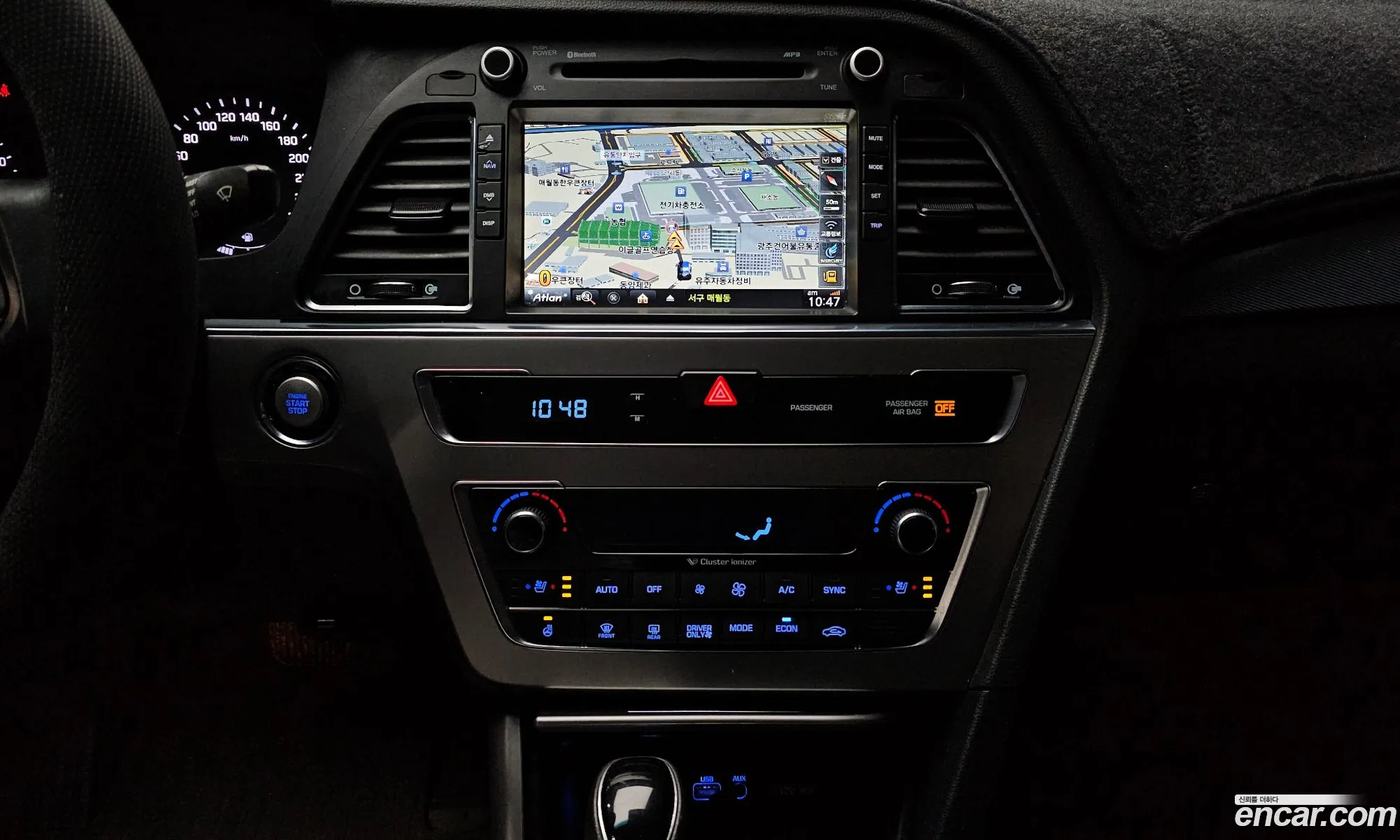 Hyundai LF Sonata Hybrid 2016 — 13