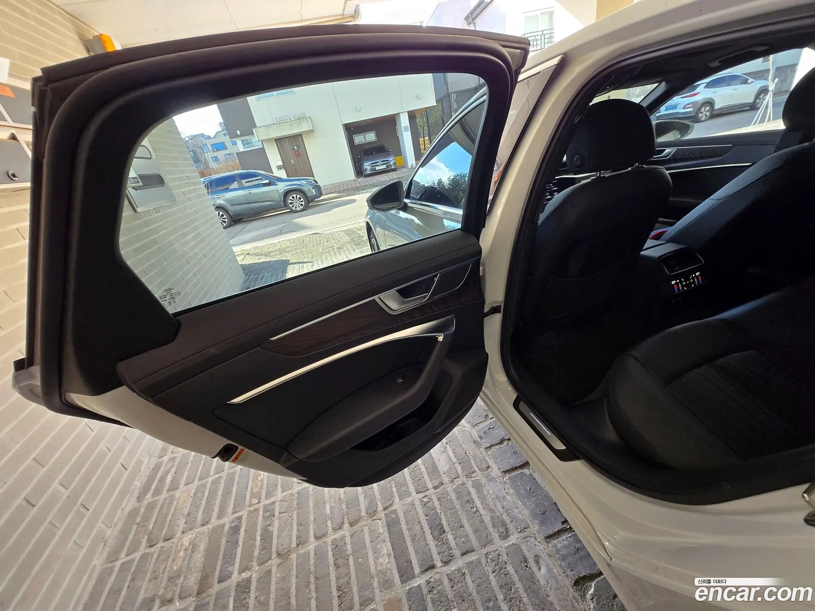 Audi A6 2023 — 11