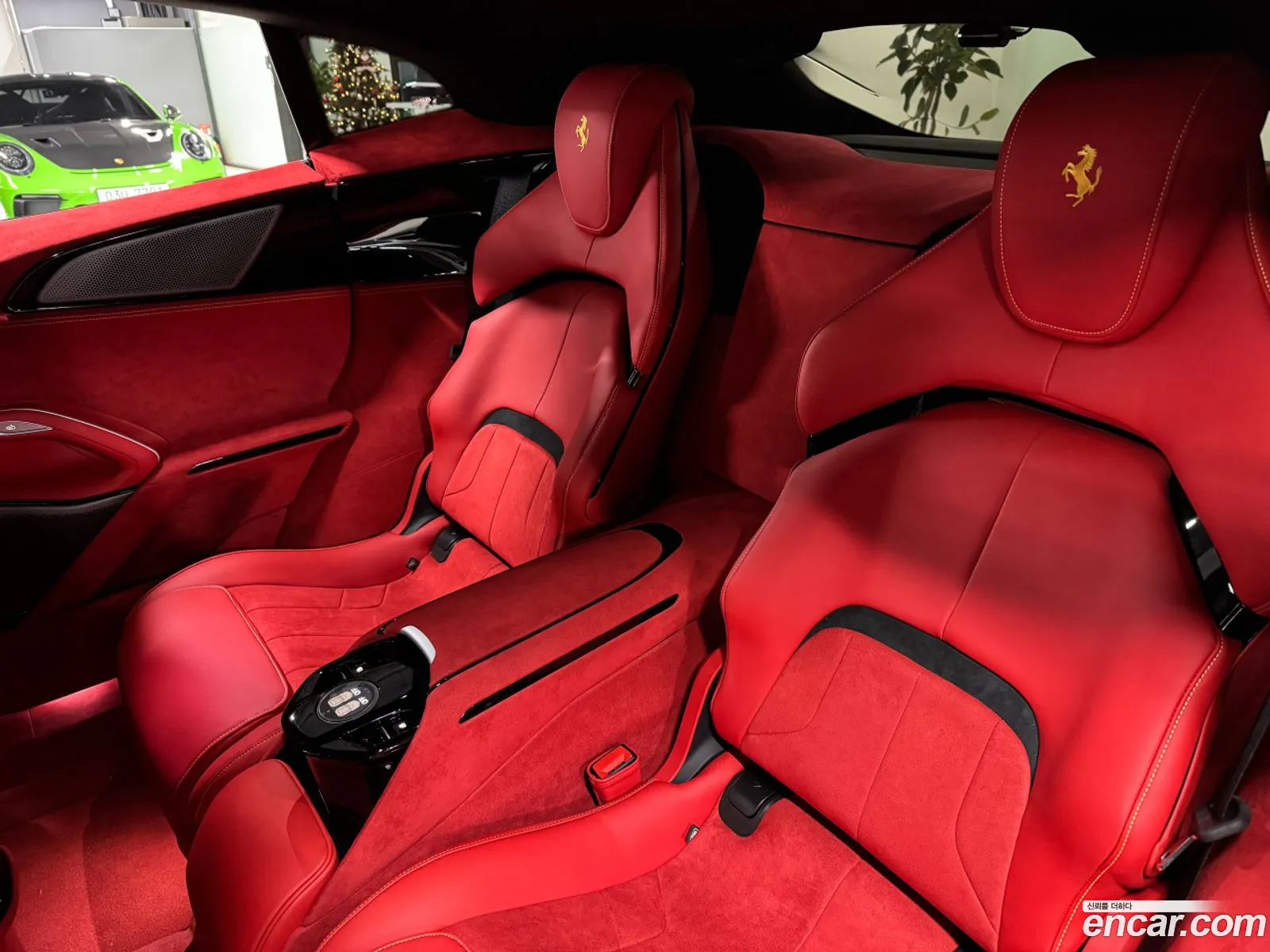 Ferrari Purosangue 2025 — 10
