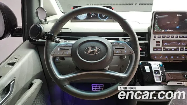 Hyundai Staria 2023 — 14