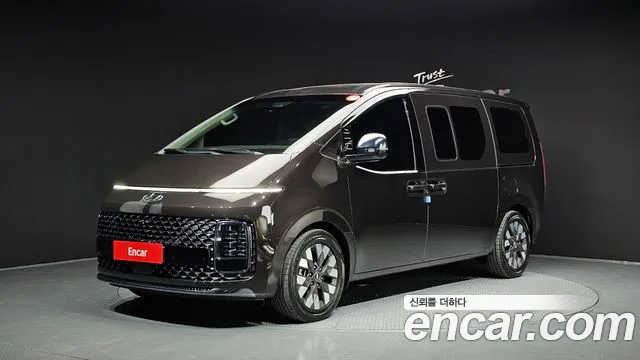 Hyundai Staria 2023 — 13