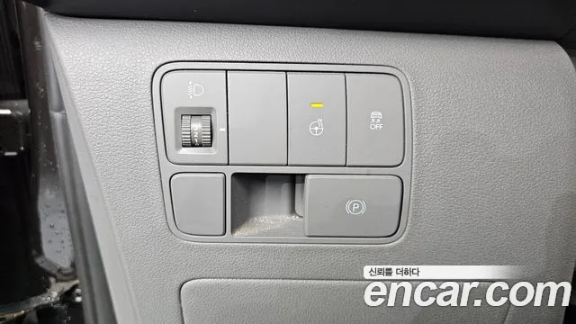 Hyundai Staria 2023 — 20