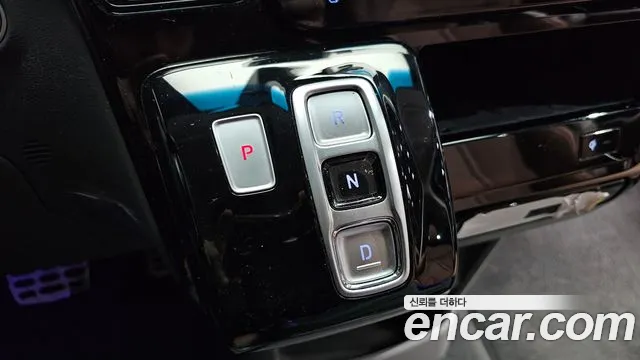 Hyundai Staria 2023 — 4