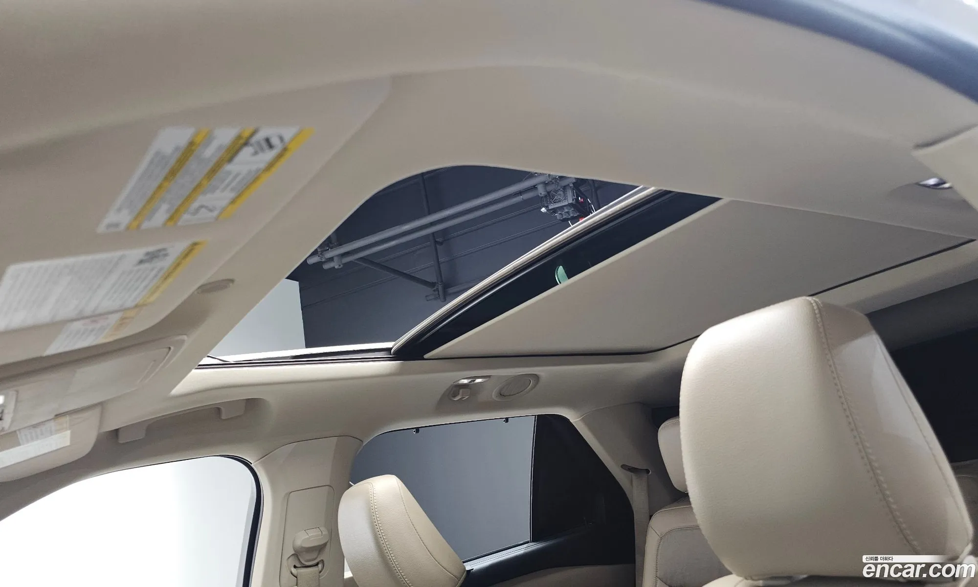 Ford Explorer 6th Gen 2020 1FMSK8FH1LGA72511 — 20