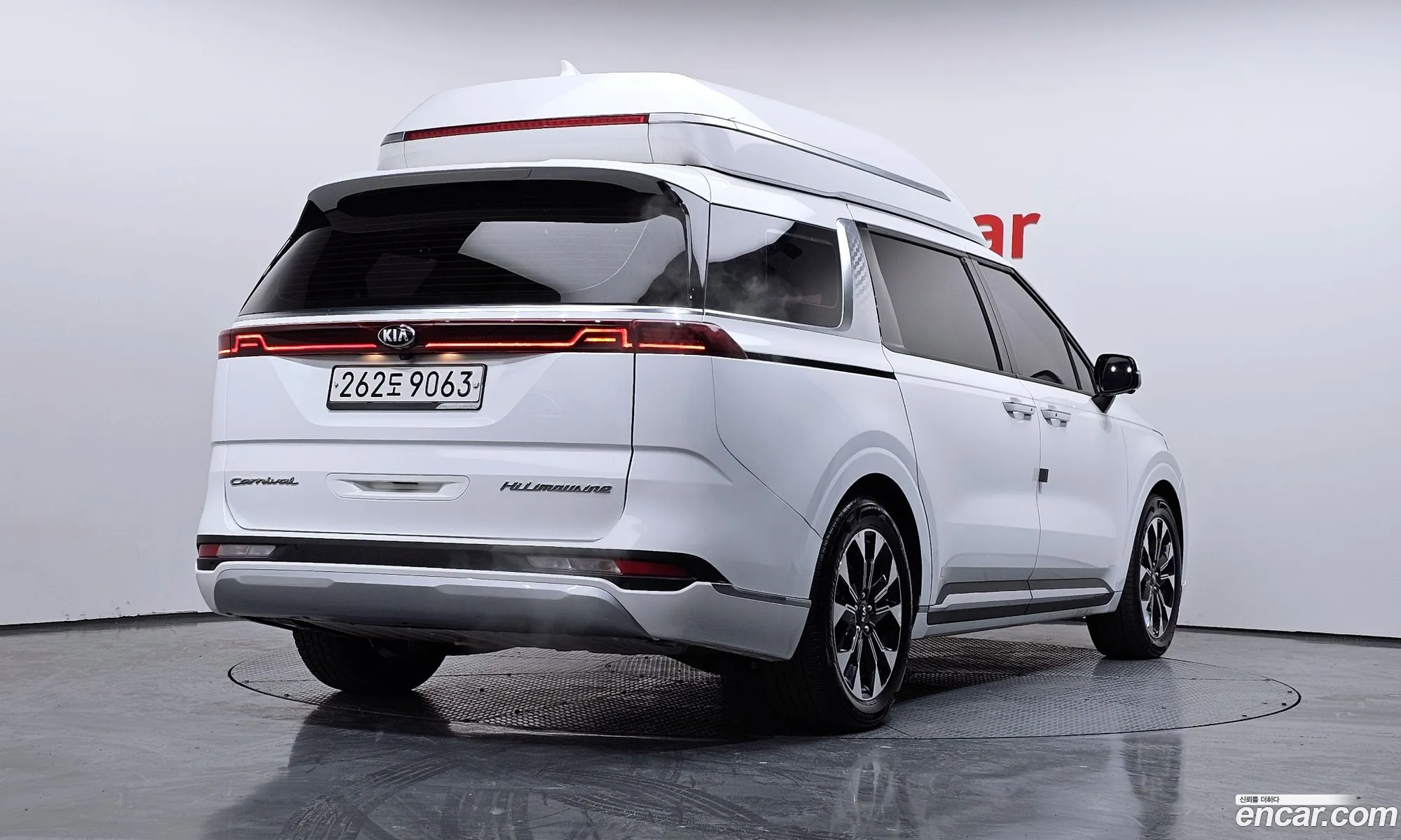 Kia Carnival 2021 — 14
