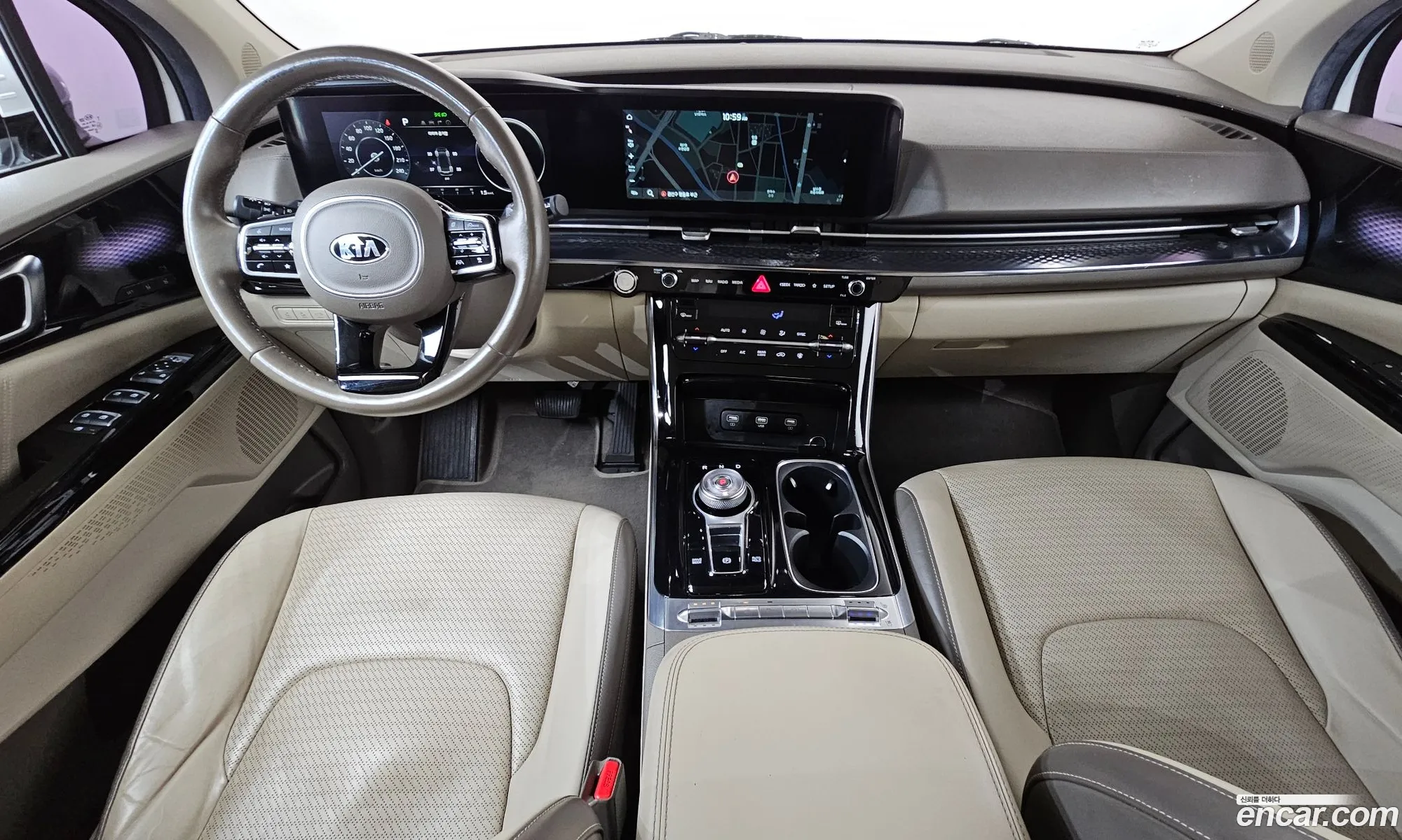 Kia Carnival 2021 — 10