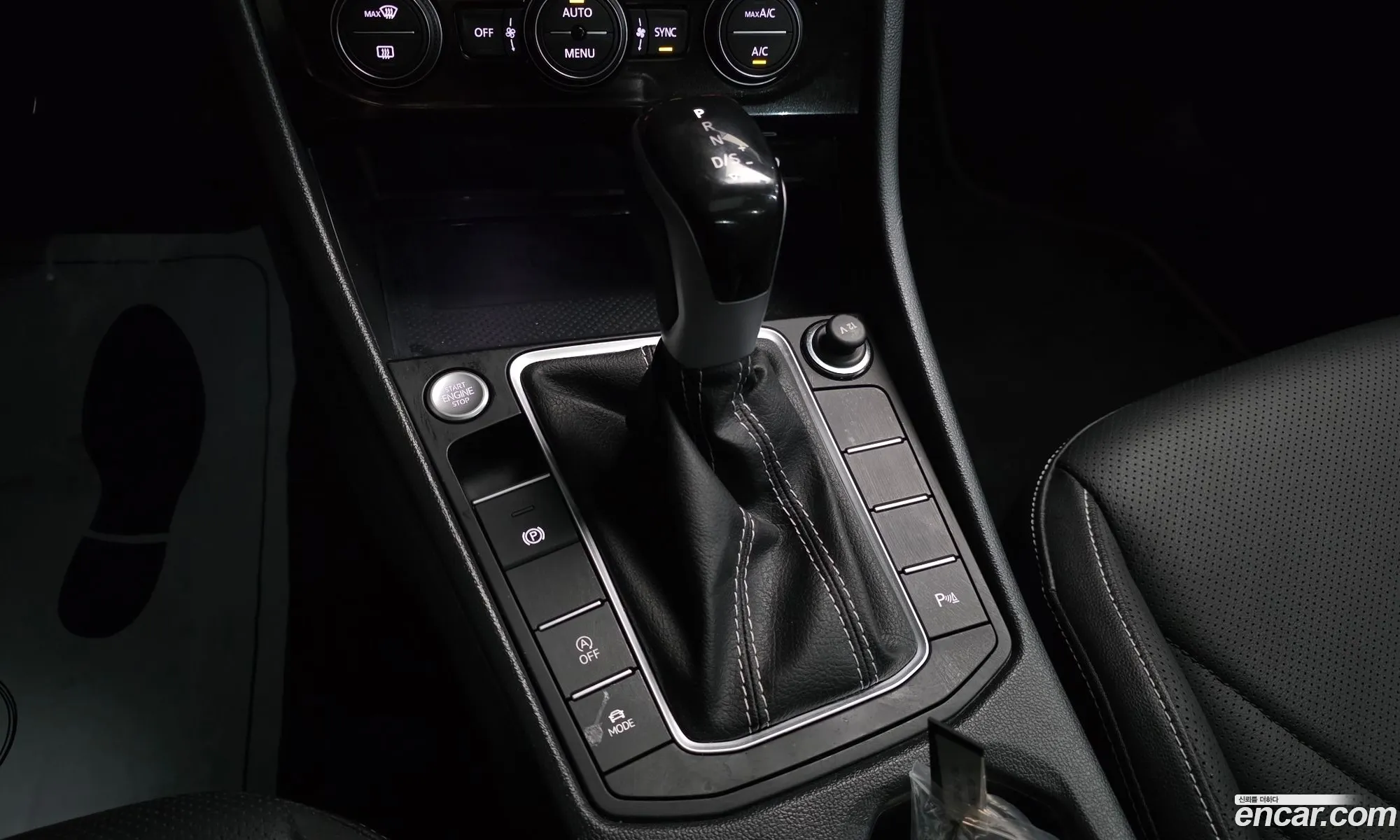Volkswagen Jetta 7th Gen 2024 WVWZZZBU0RM031613 — 13