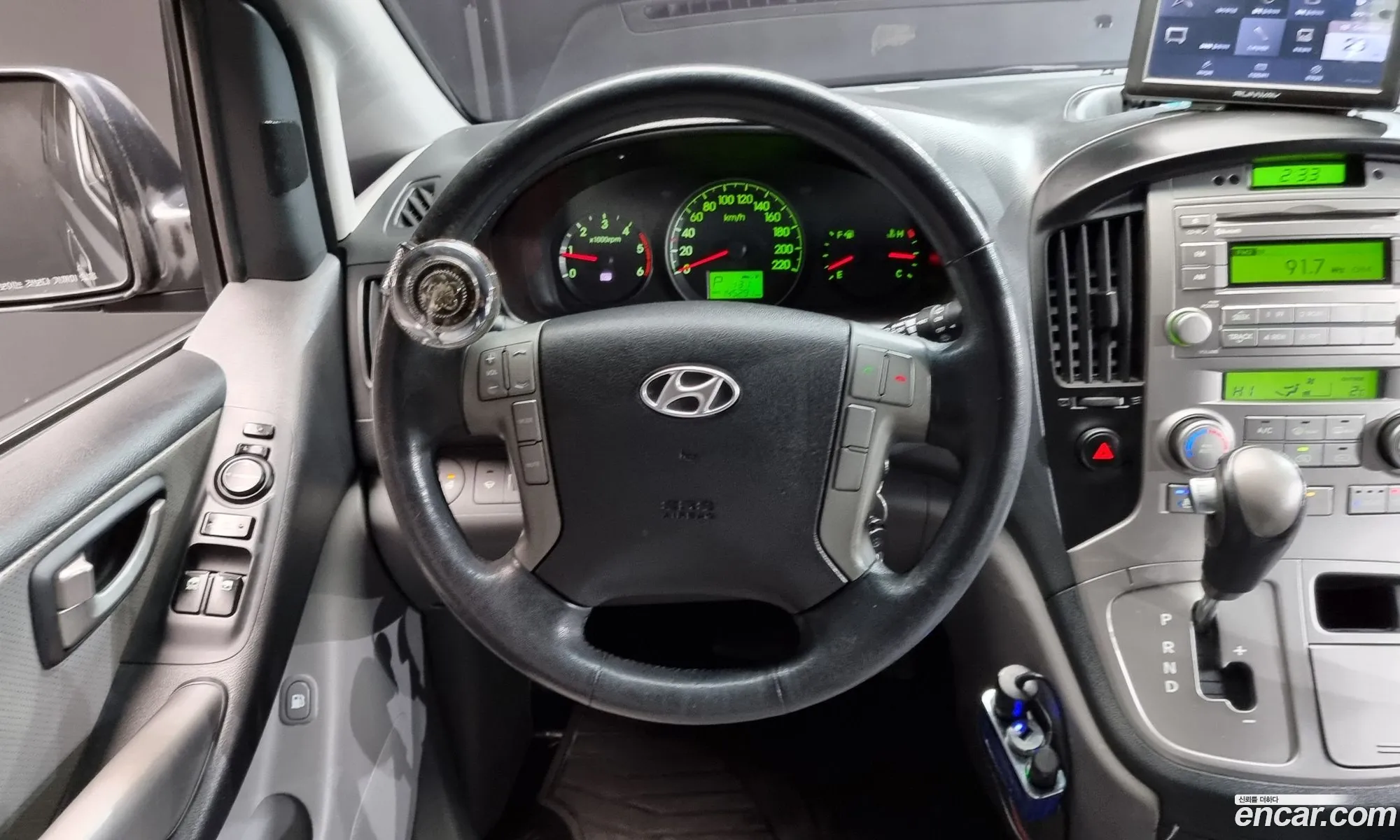 Hyundai Grand Starex 2013 — 6