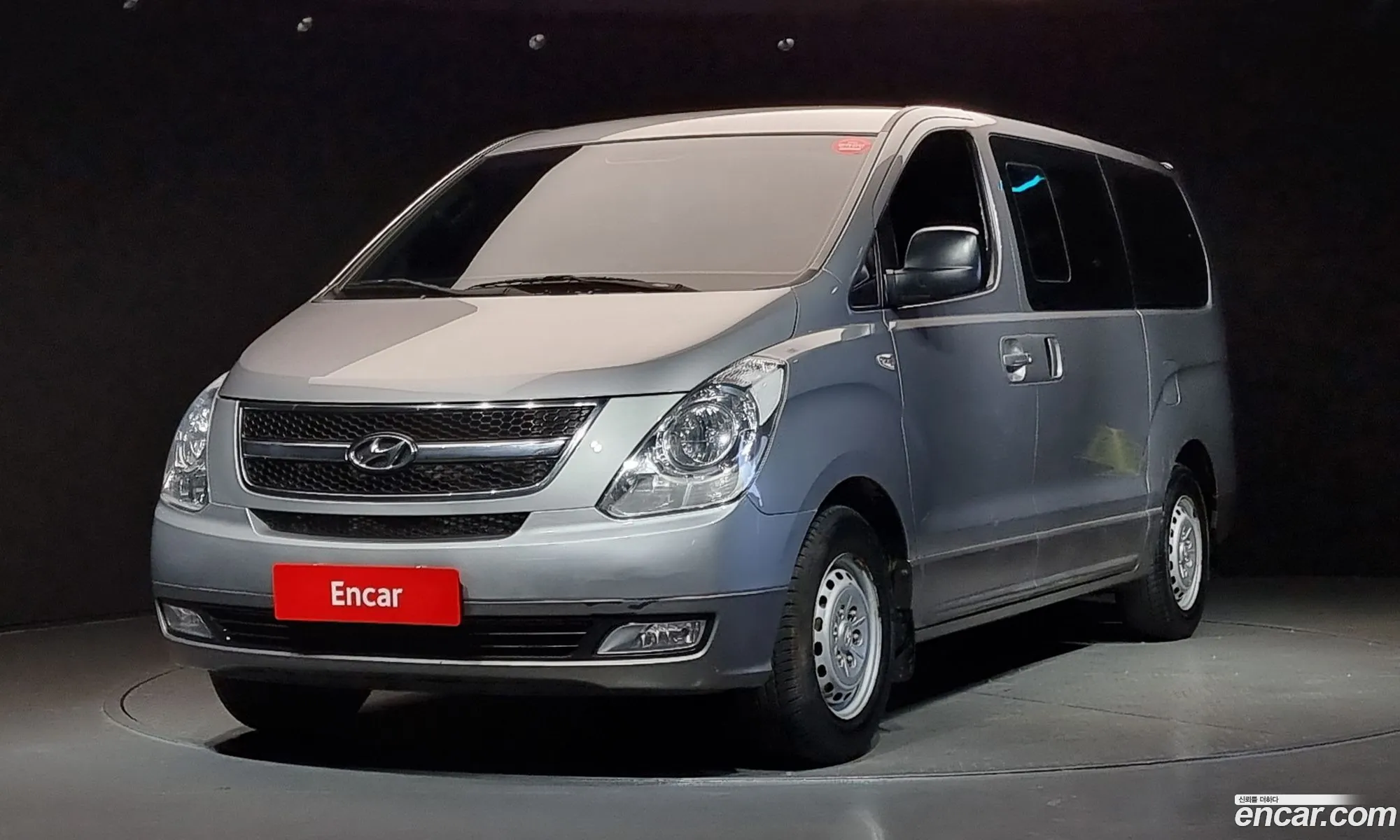 Hyundai Grand Starex 2013 — 11