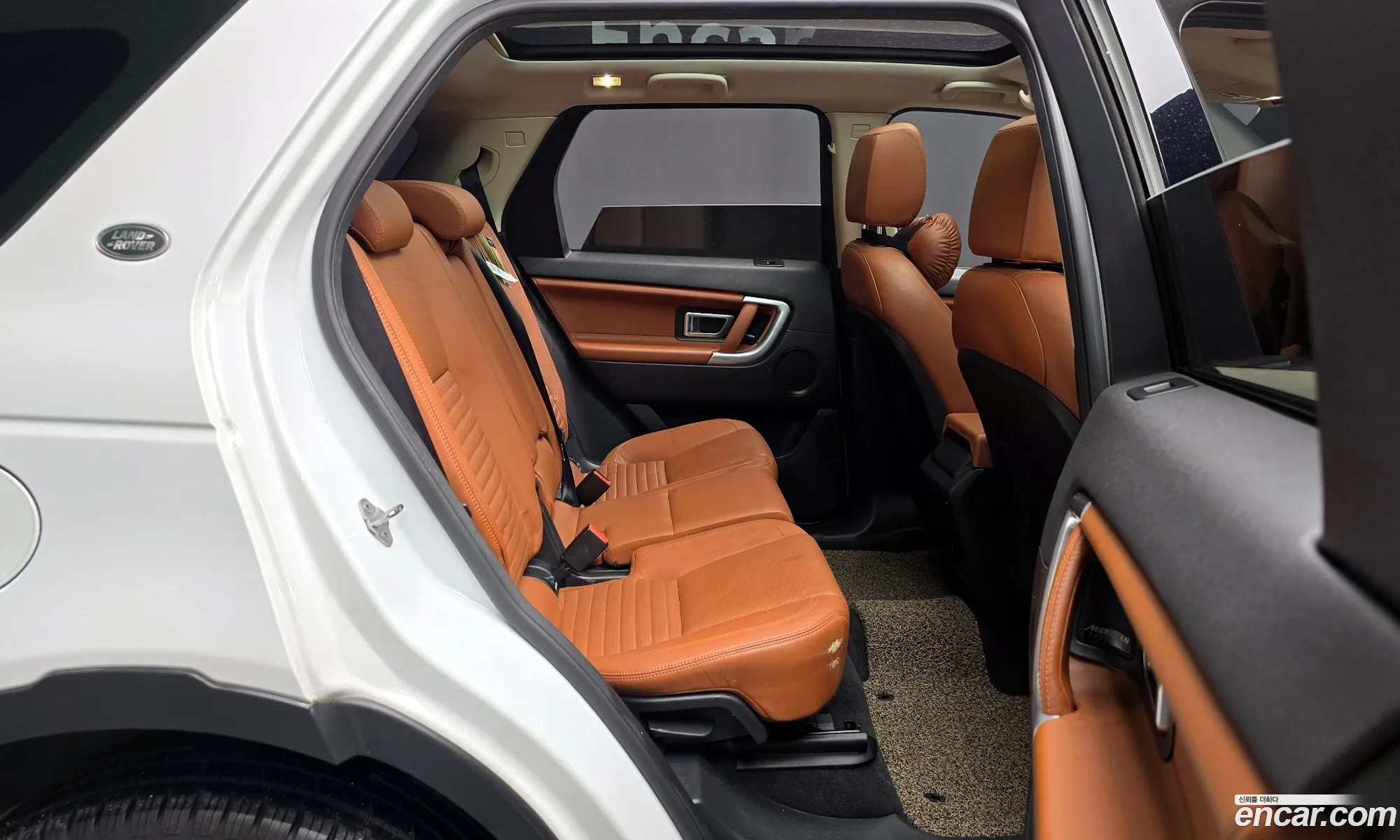 Land Rover Discovery Sport 2016 — 10