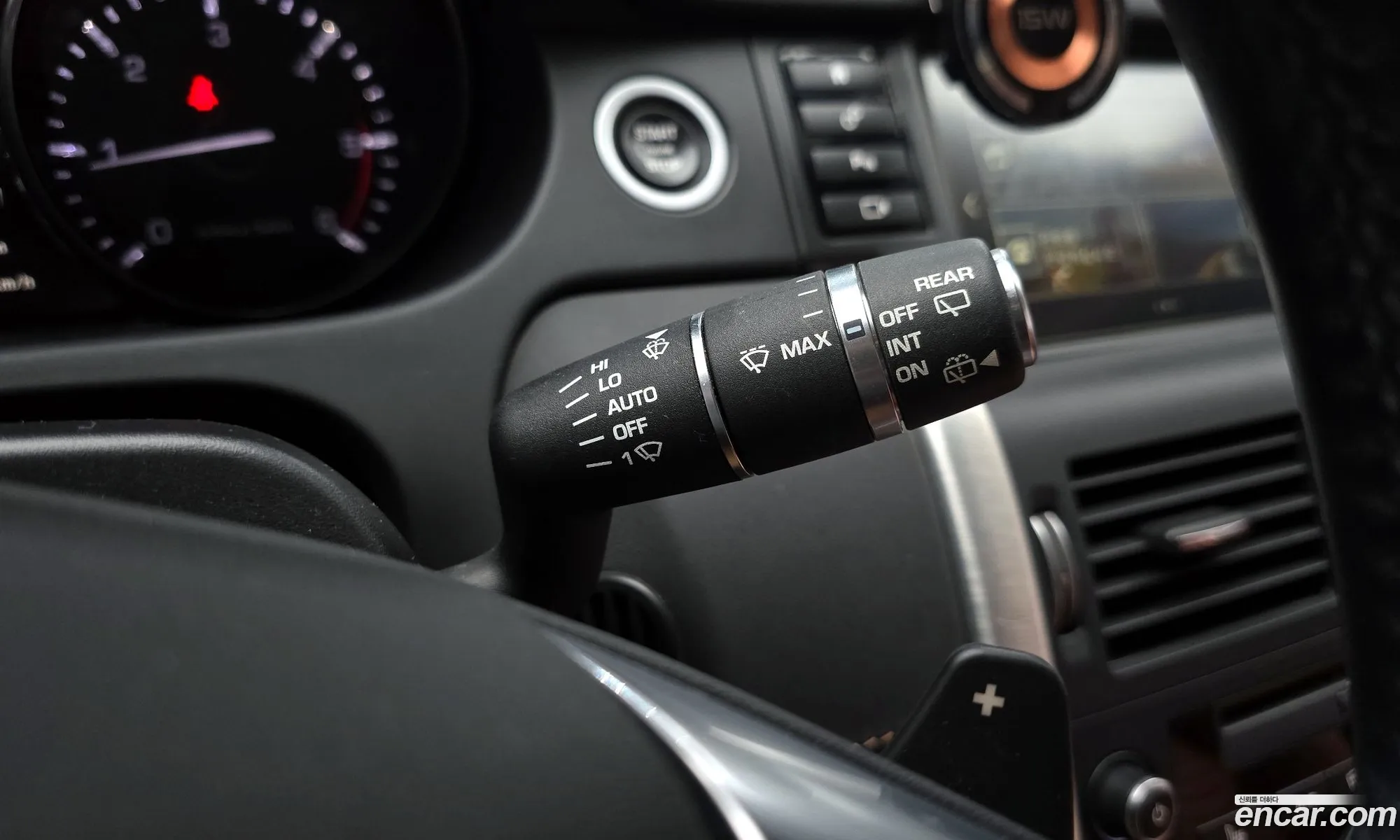Land Rover Discovery Sport 2016 — 12