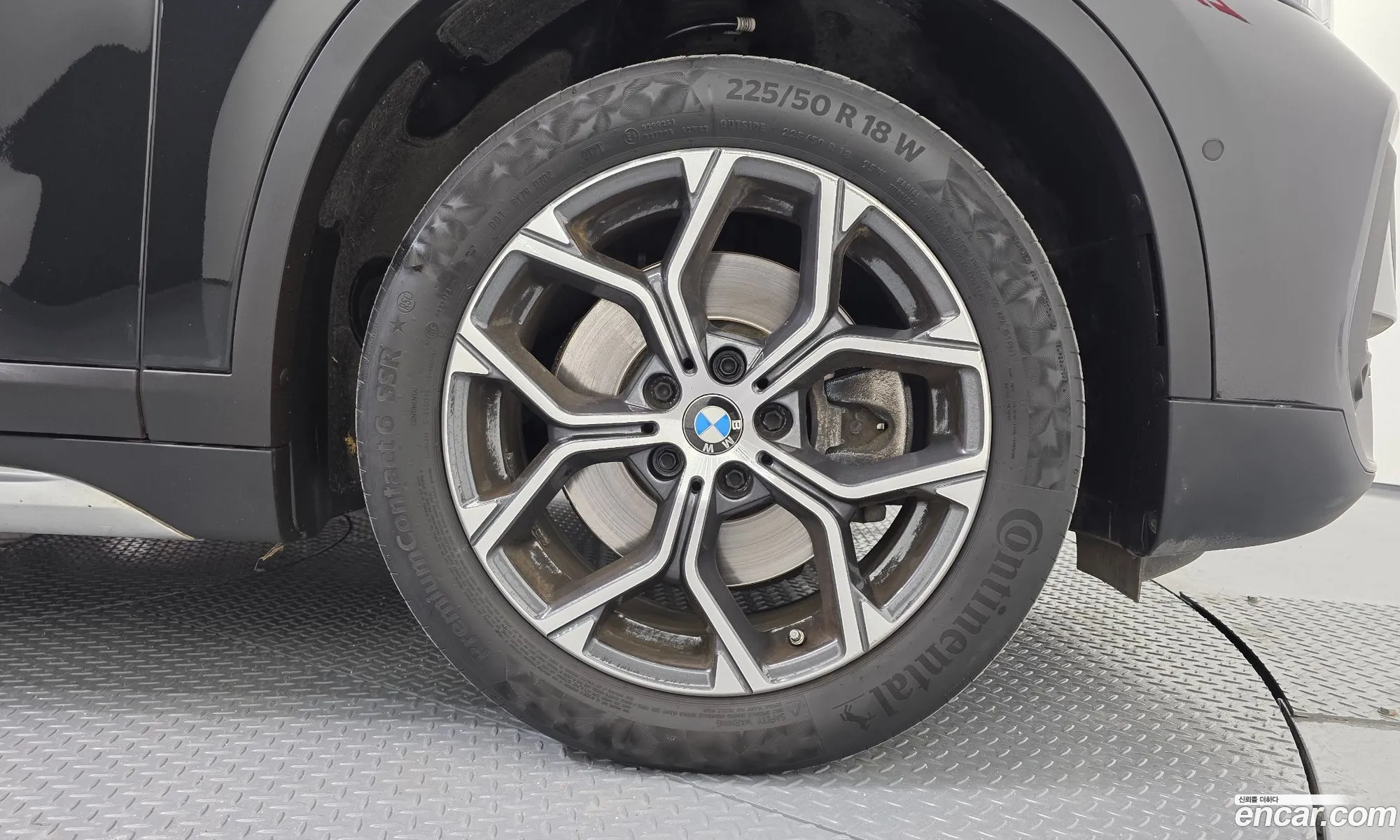 BMW X1 2021 WBA11DG01M5T35305 — 10