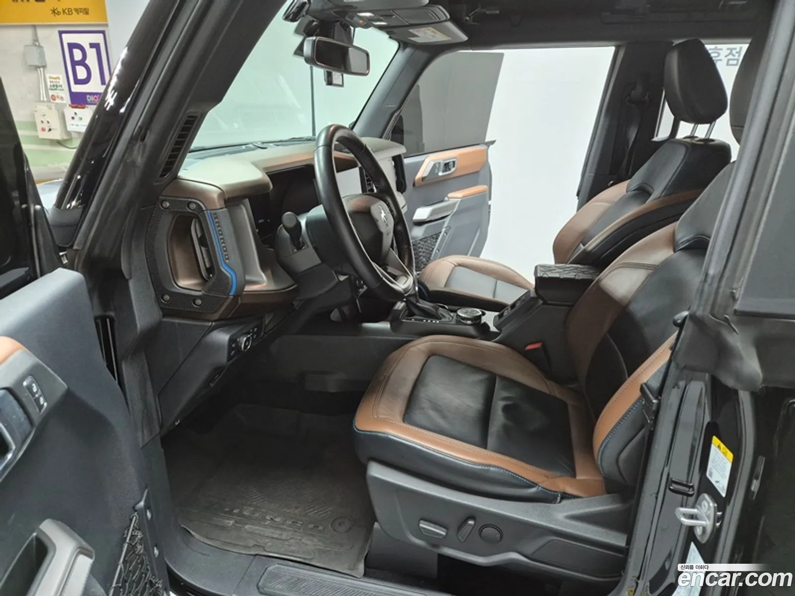 Ford Bronco 6th Gen 2022 — 12
