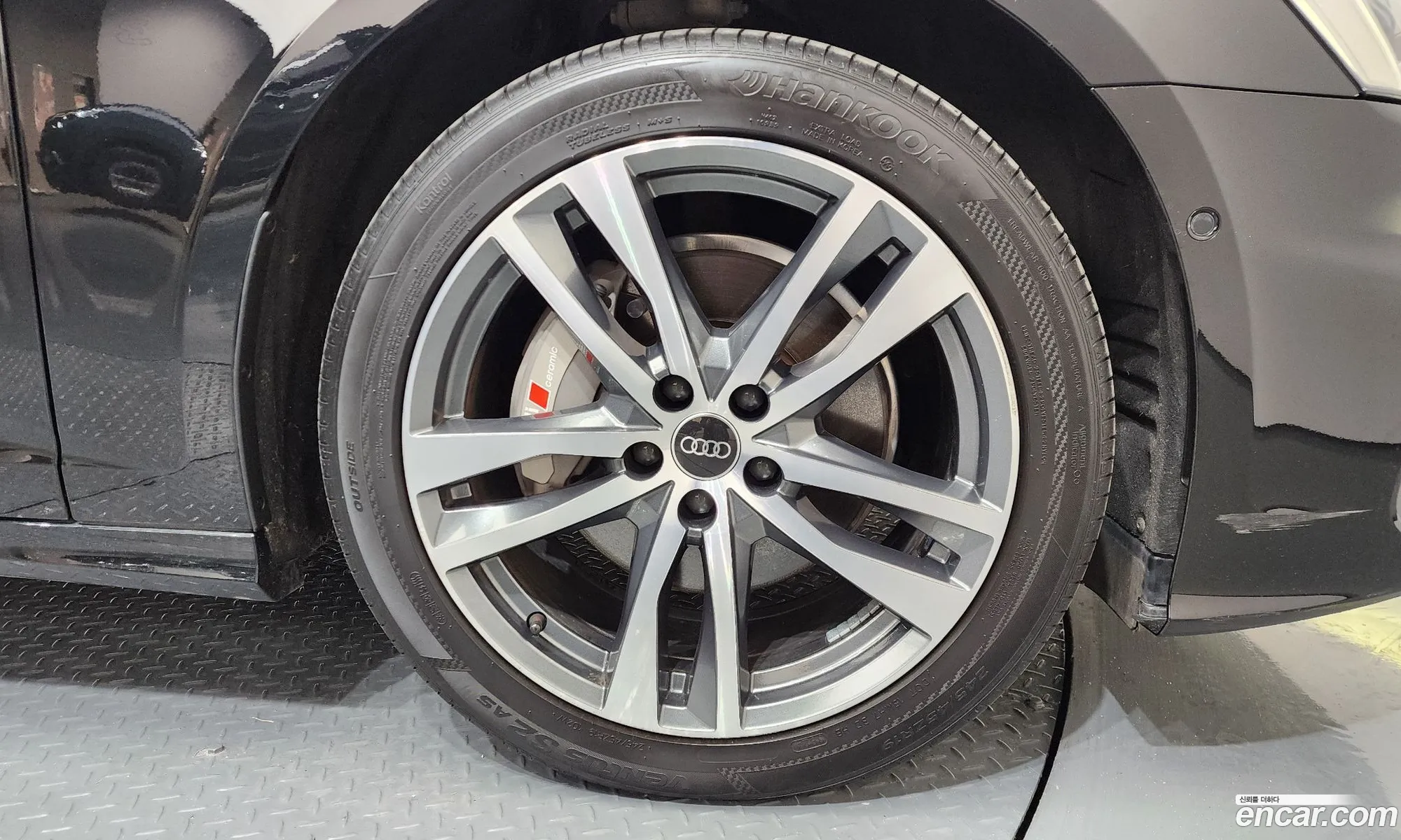 Audi A6 2022 WAUZZZF23NN03473 — 19