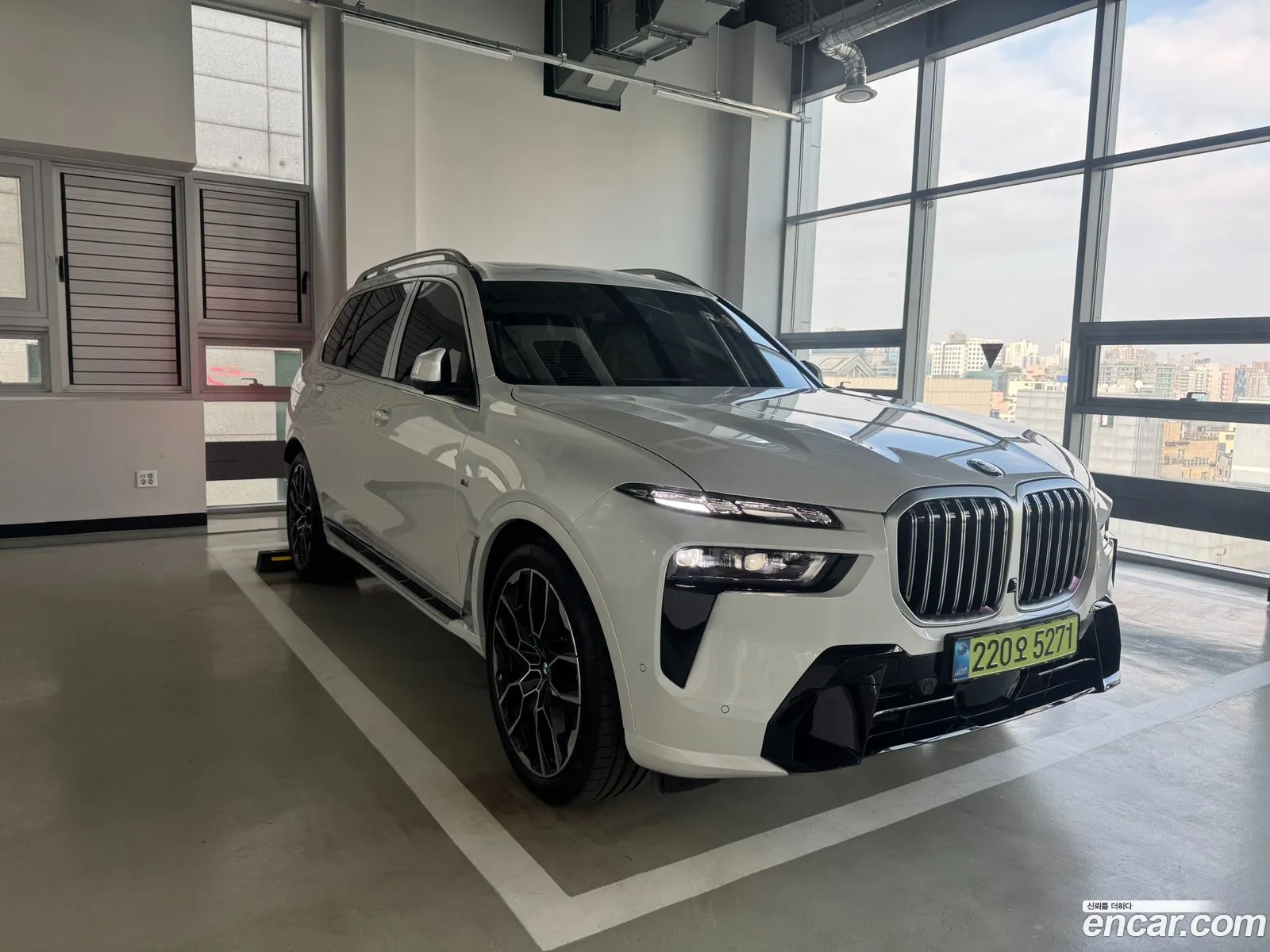BMW X7 2025 — 12