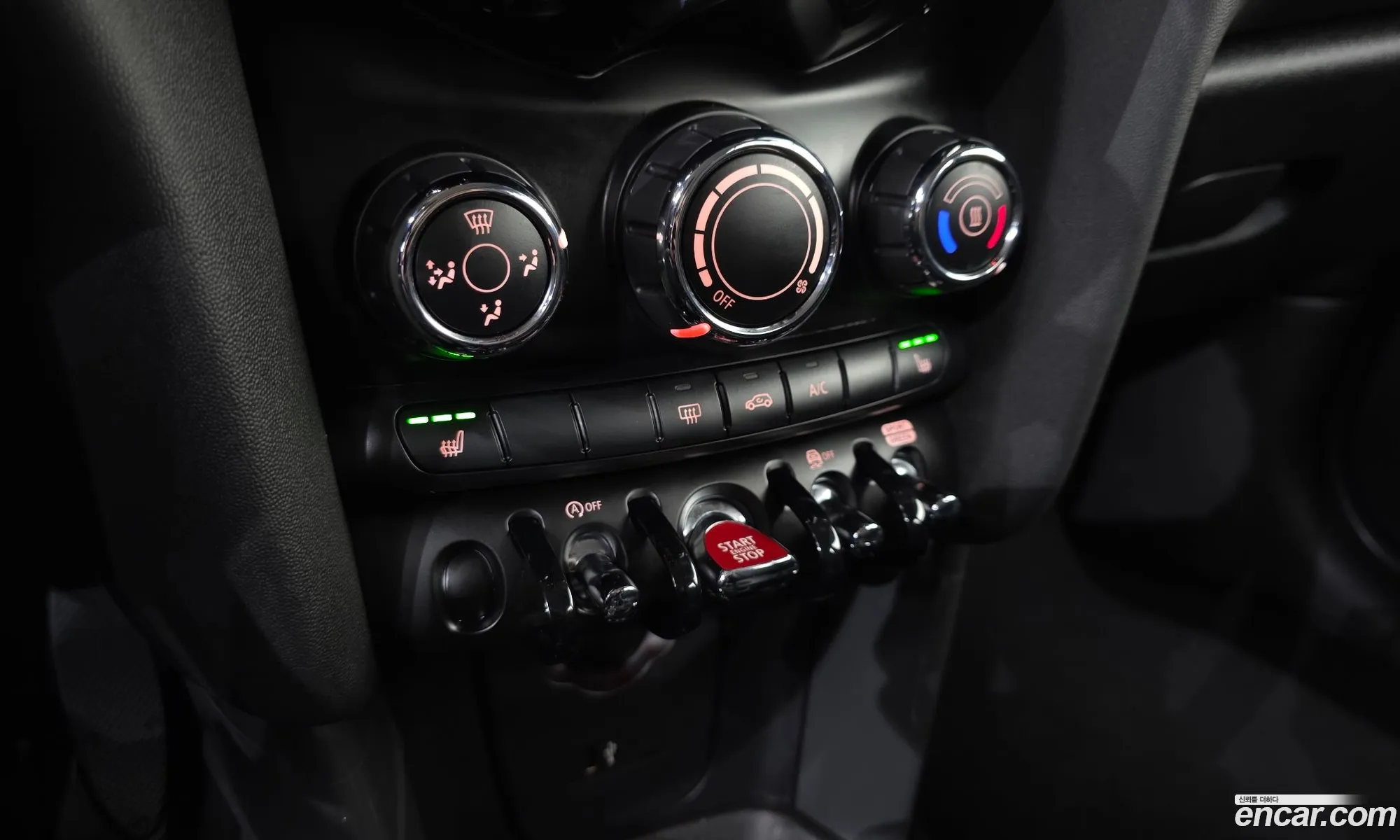 Mini Cooper 2018 WMWXU1103K2H33853 — 4