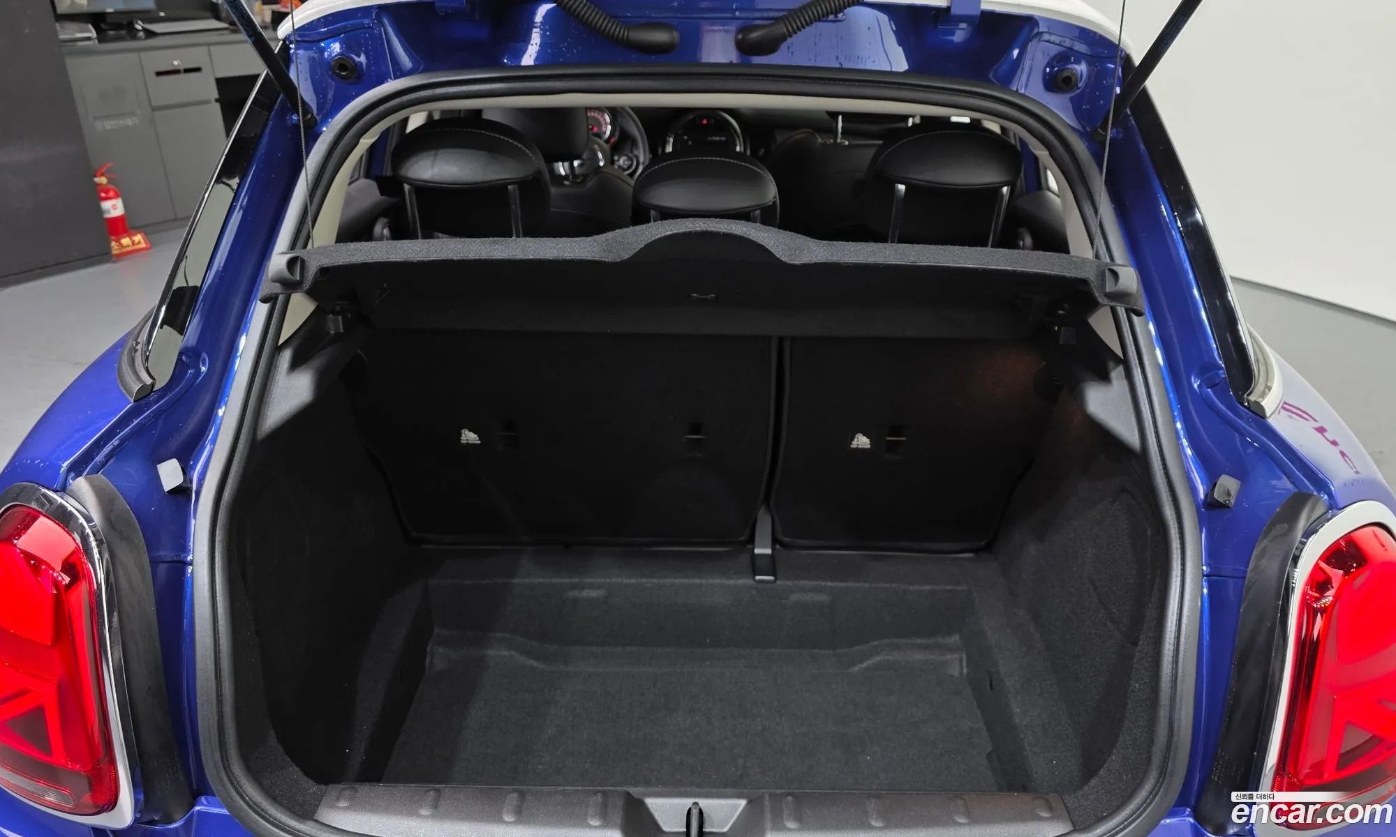 Mini Cooper 2018 WMWXU1103K2H33853 — 5