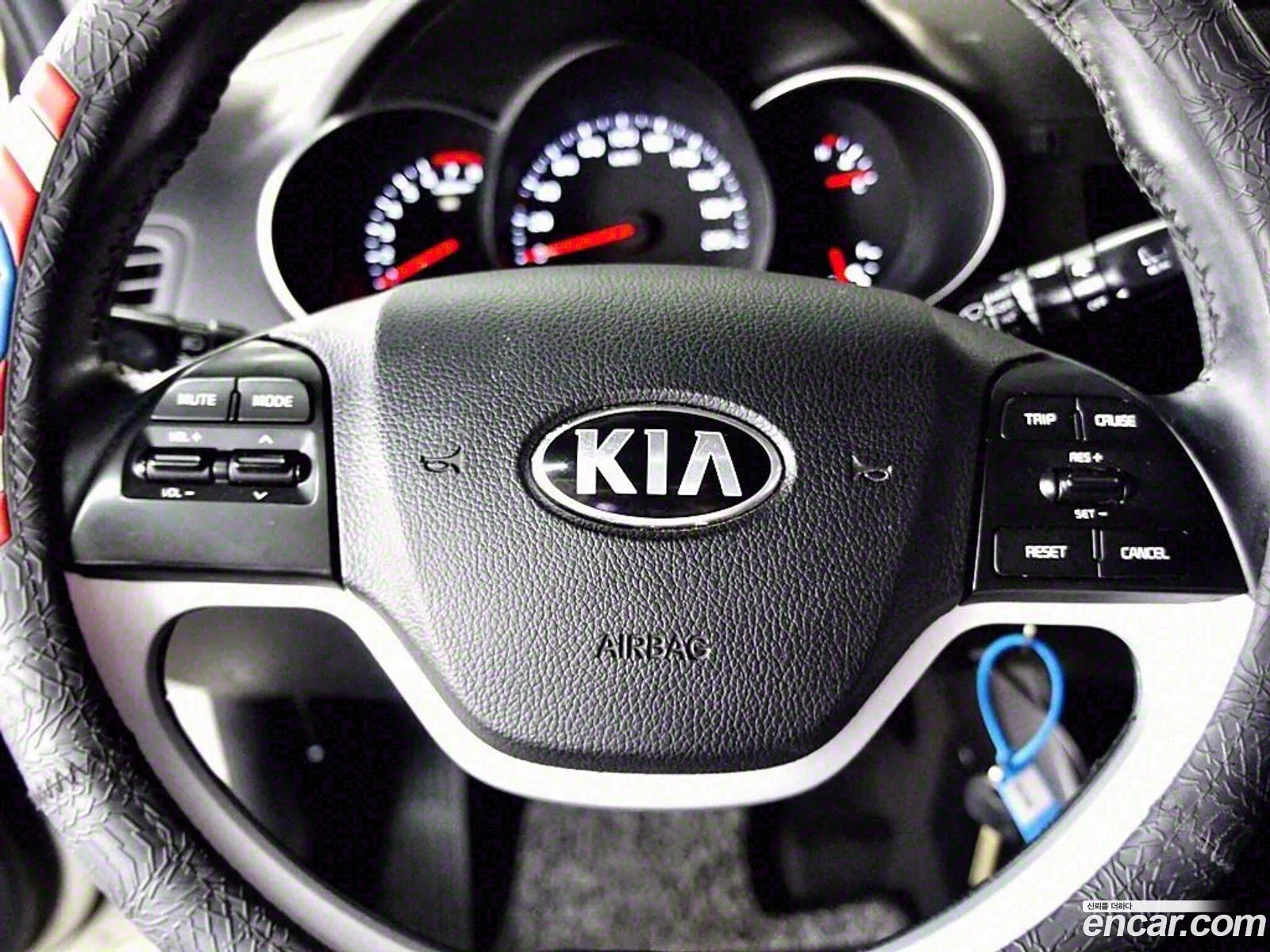 Kia Morning 2015 — 19