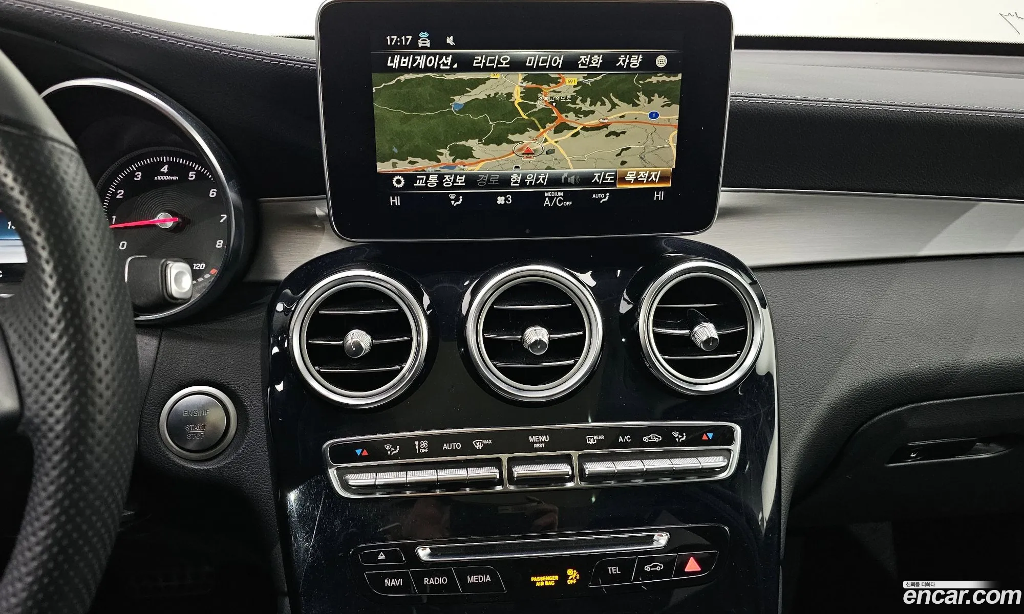 Mercedes-Benz GLC-Class X253 2019 — 11