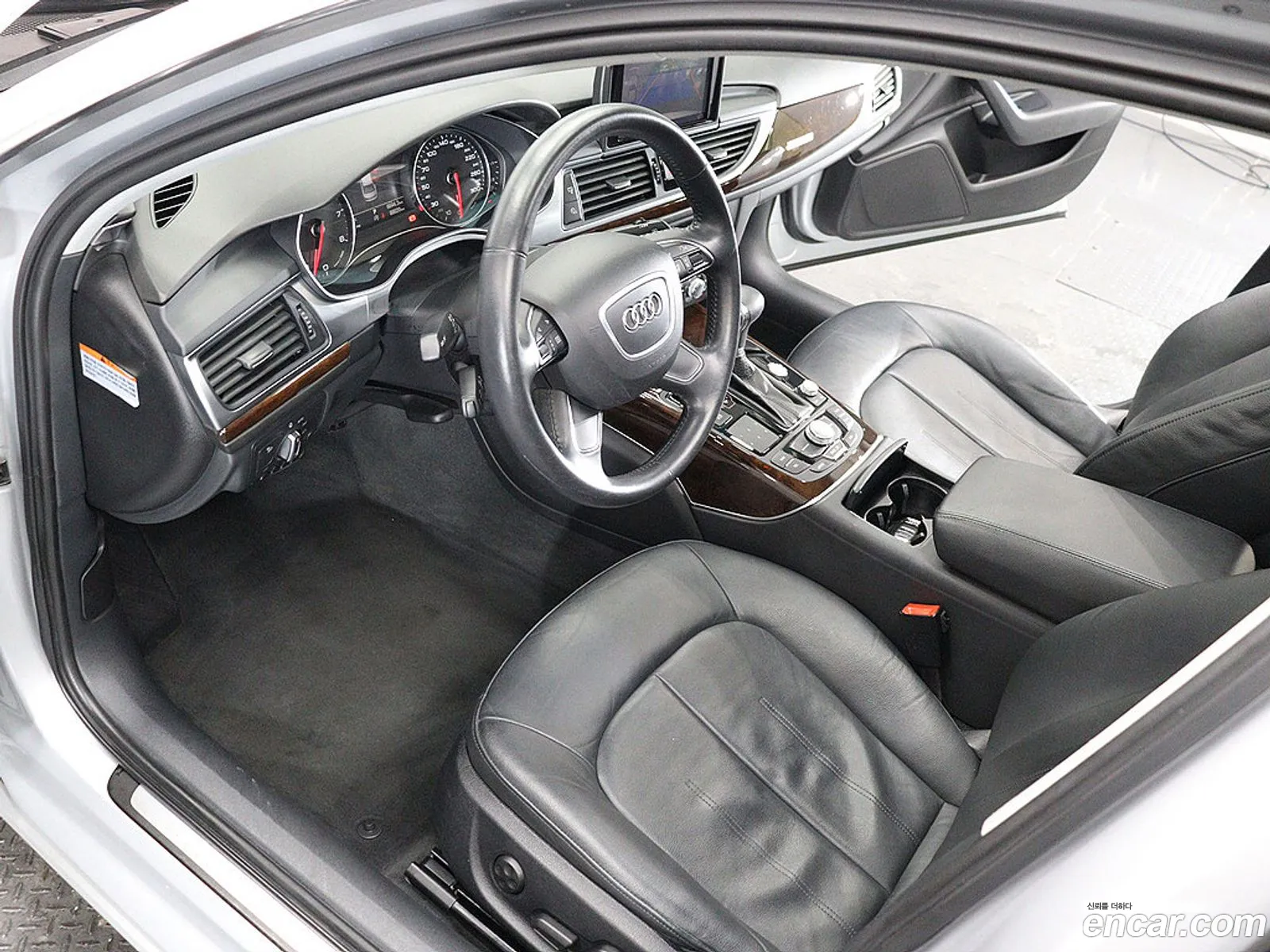 Audi A6 2013 — 8