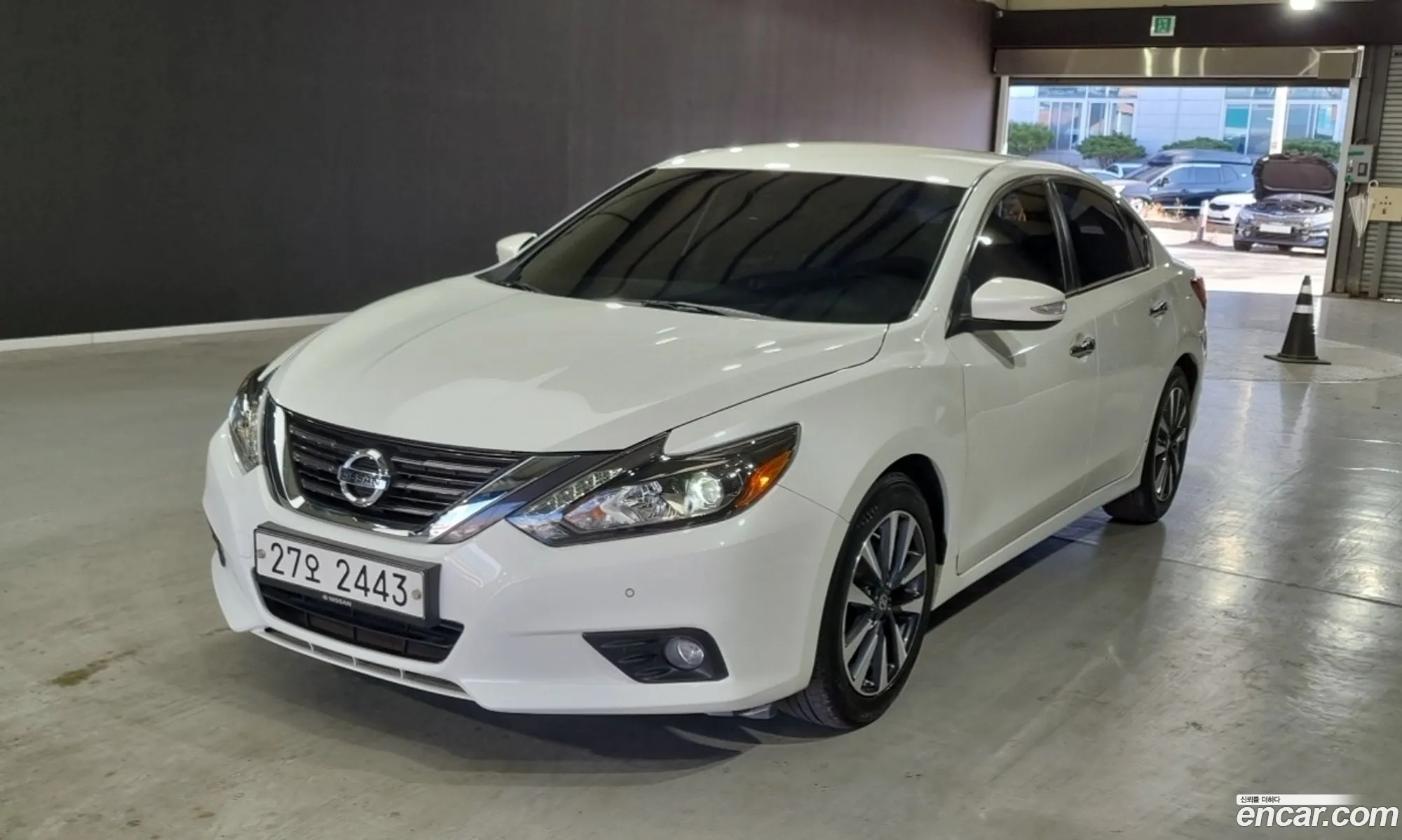 Nissan Altima 2016 — 12