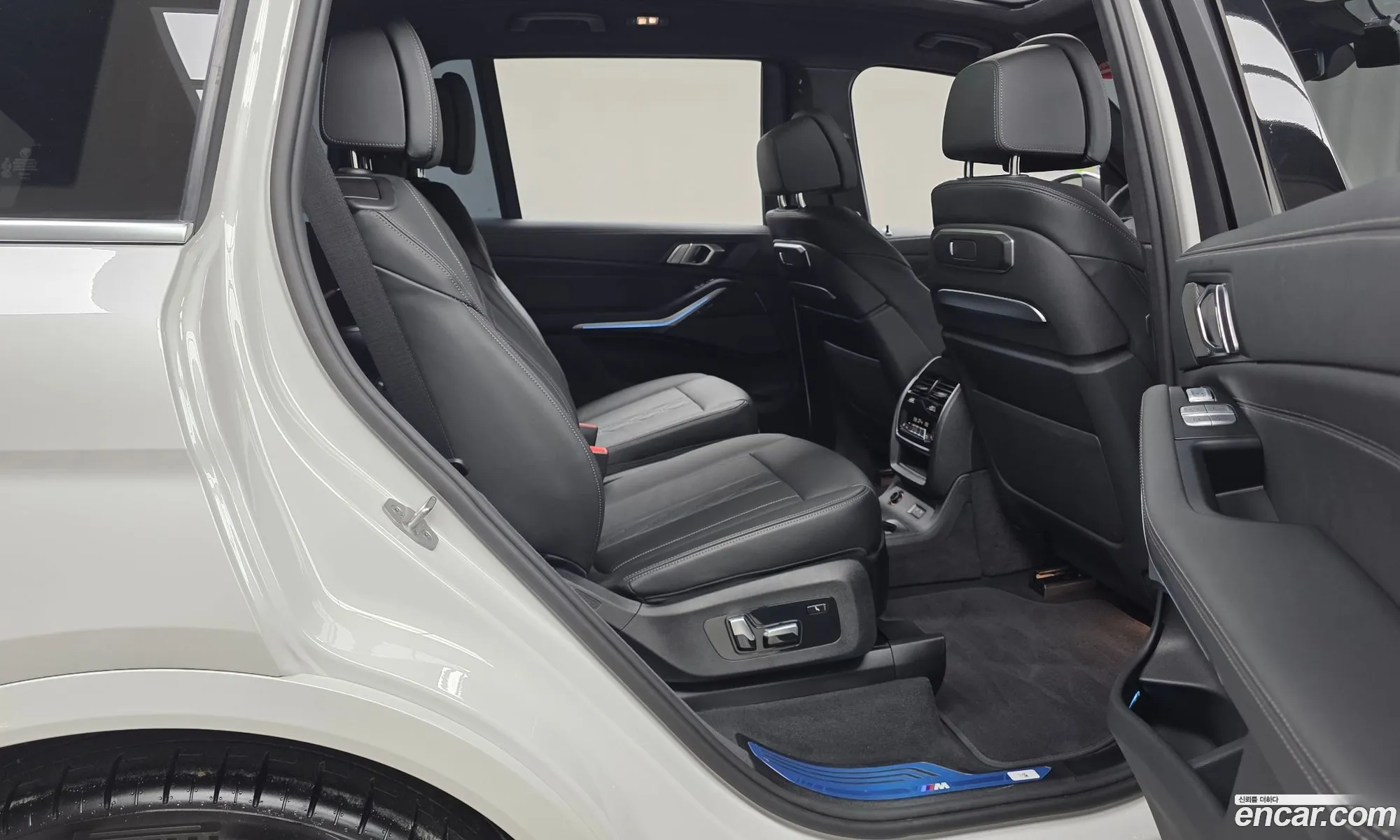 BMW X7 2025 WBA21EM05S9X95135 — 14