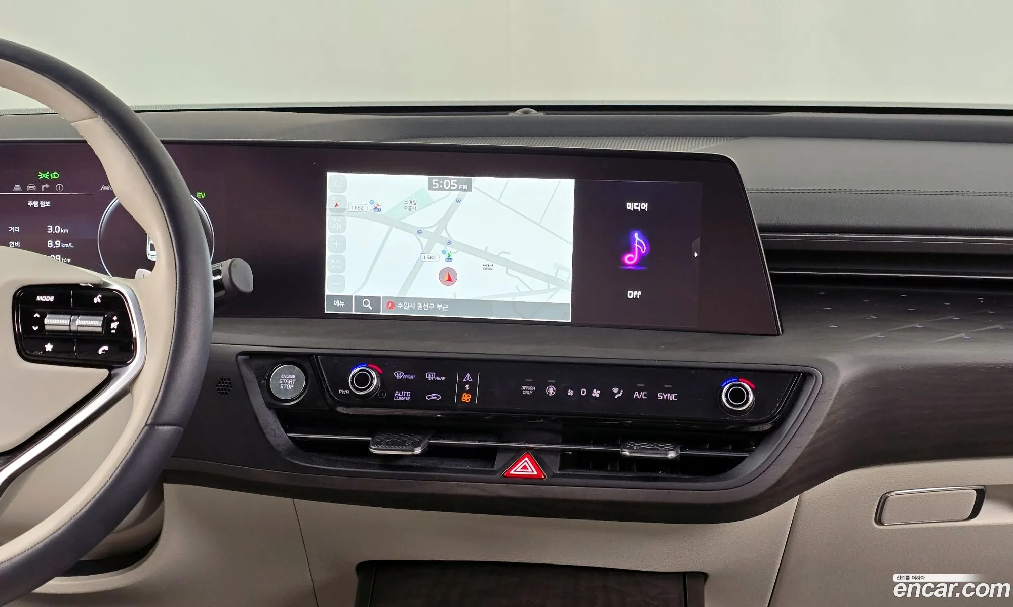 Kia K8 Hybrid 2022 — 5