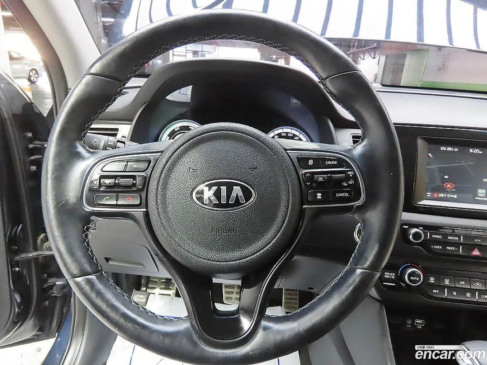 Kia Niro 2018 — 13