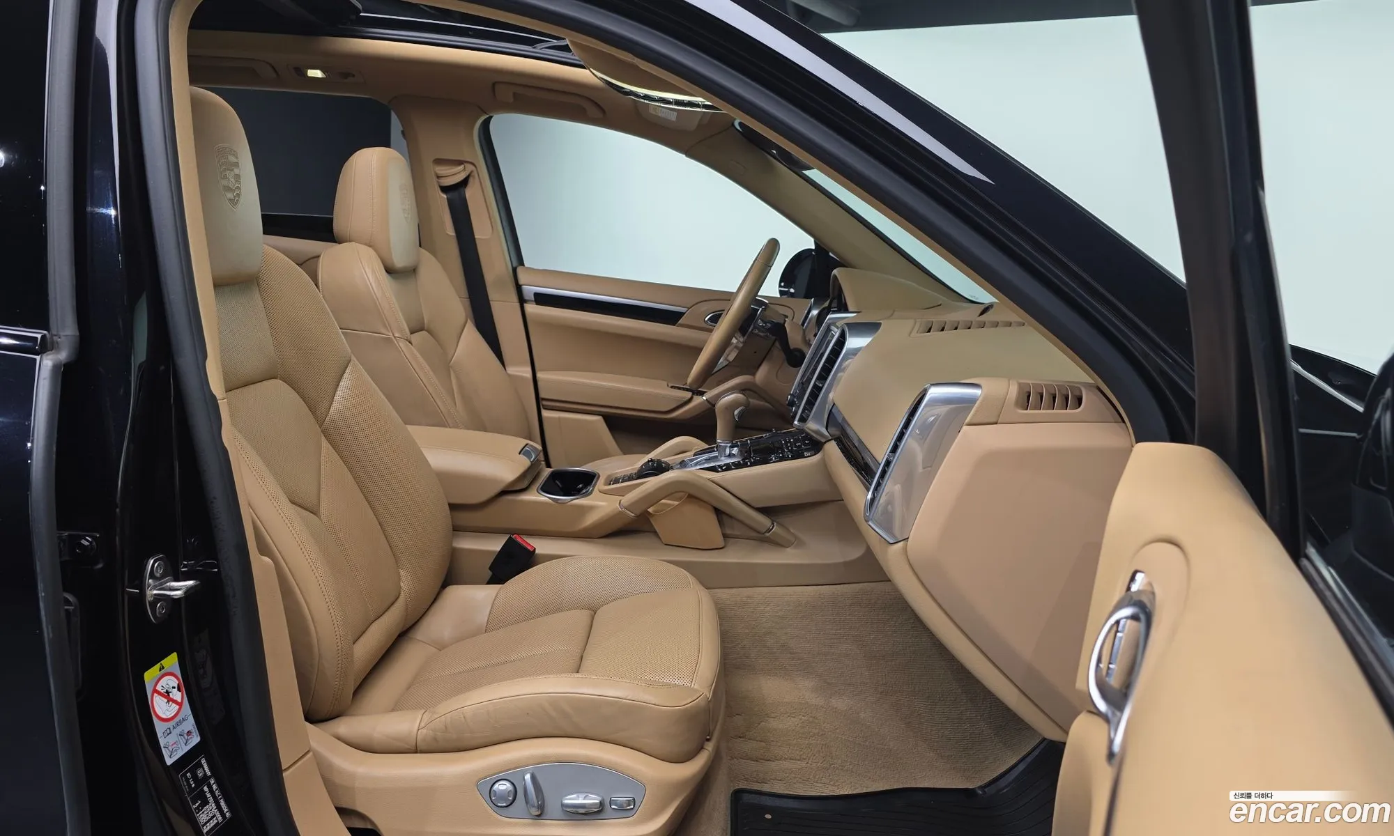 Porsche Cayenne 2017 WP1AF2924HLA30081 — 17