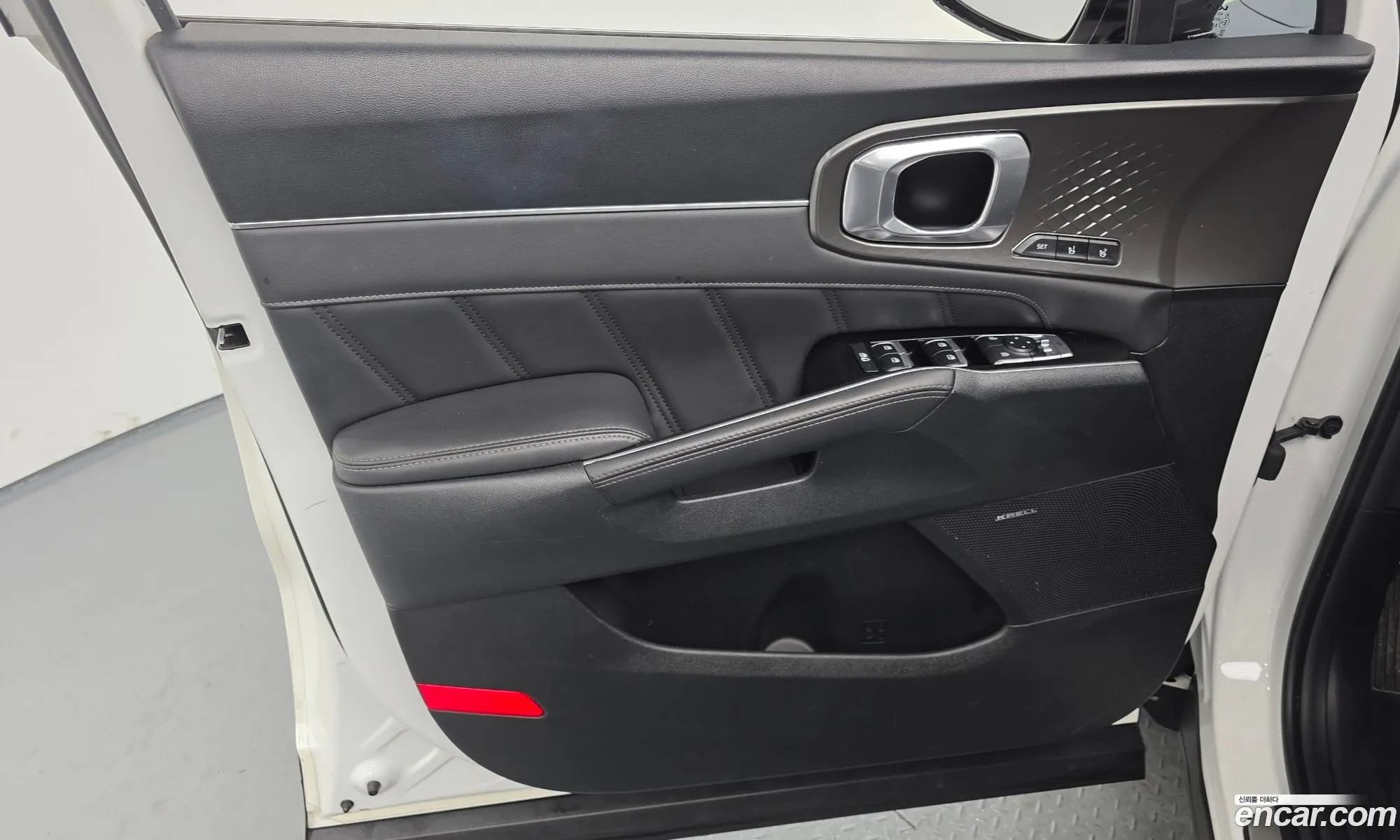 Kia Sorento 2022 — 12