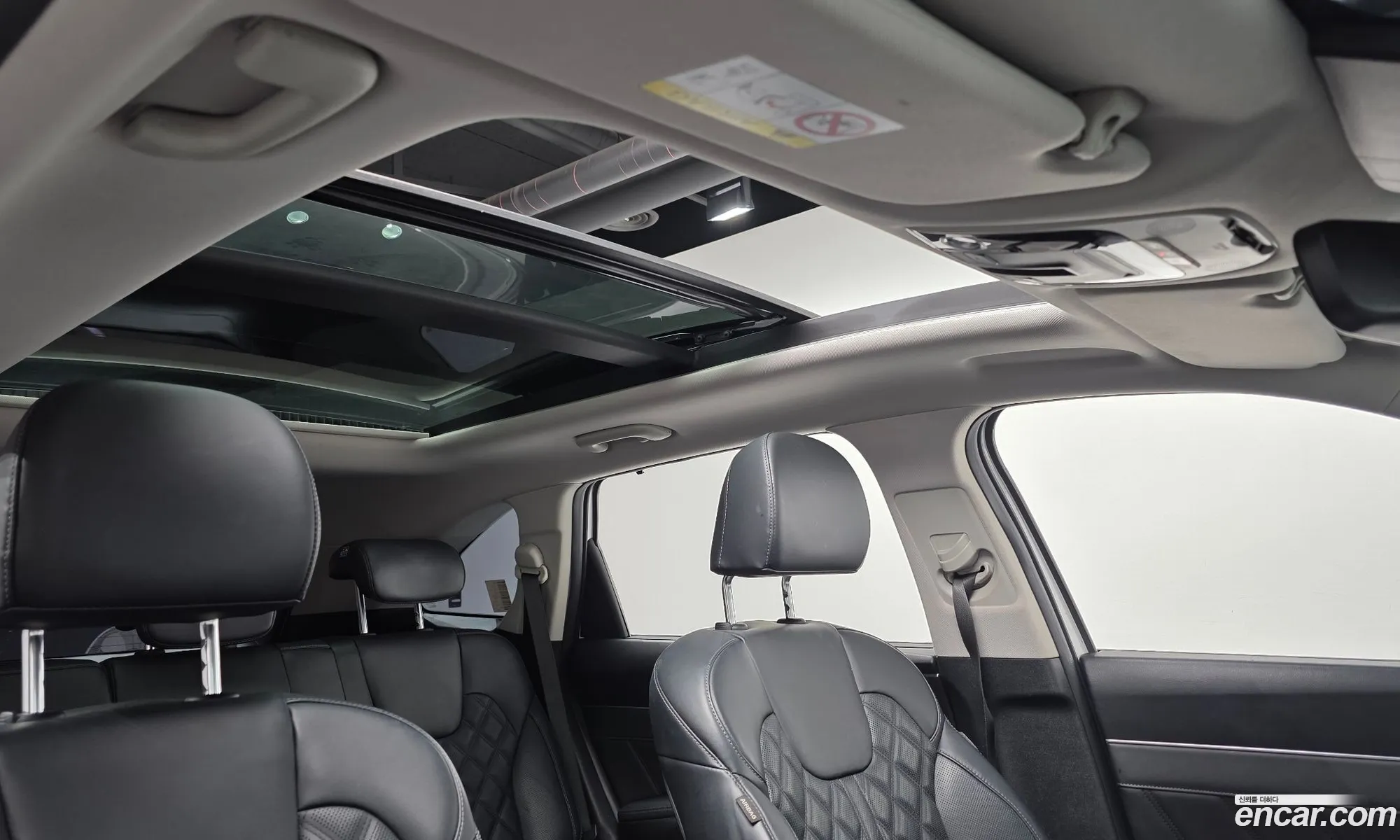 Kia Sorento 2022 — 16