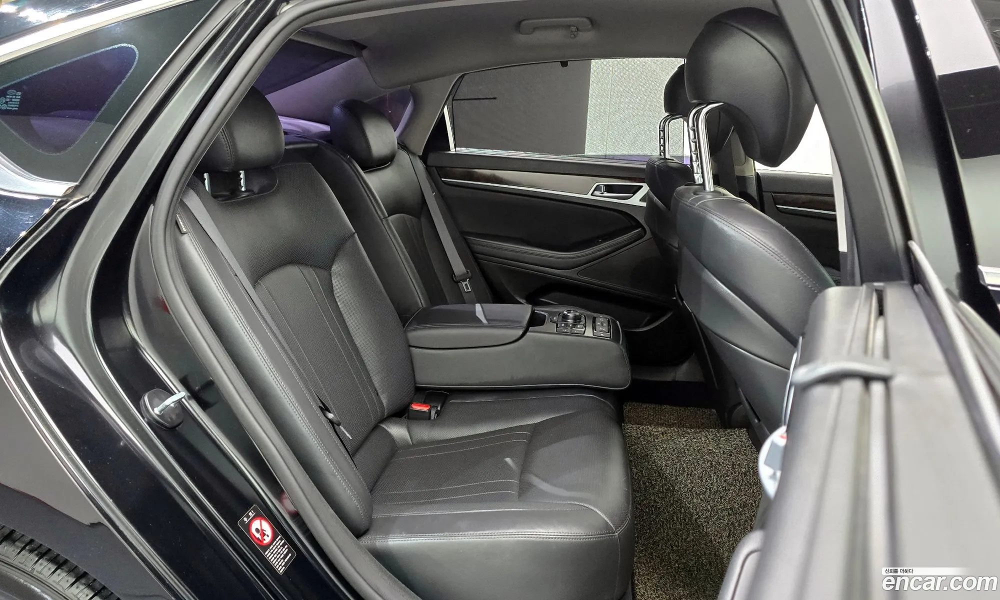 Hyundai Genesis DH 2014 — 2