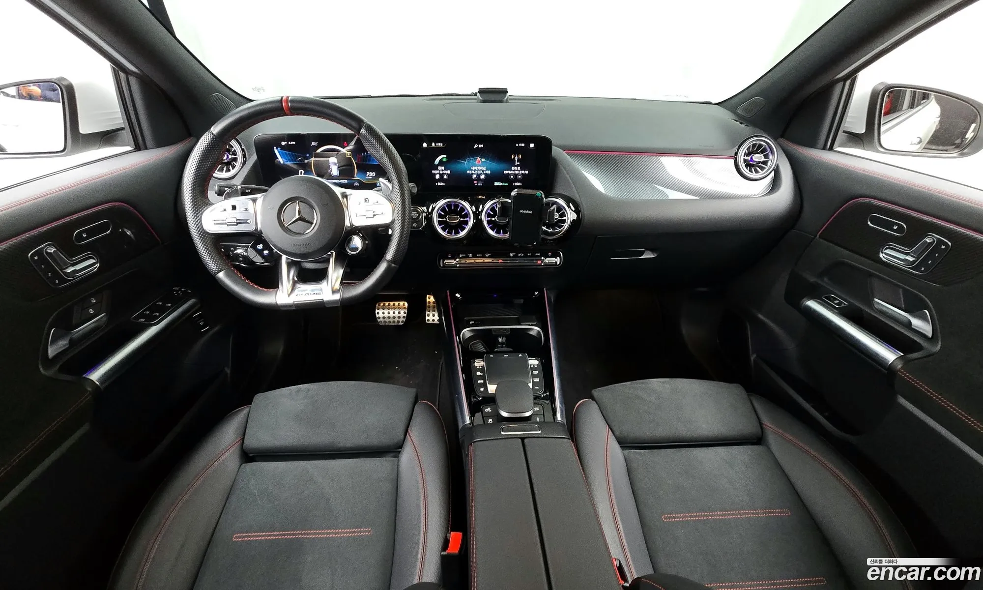 Mercedes-Benz GLA-Class H247 2023 — 7