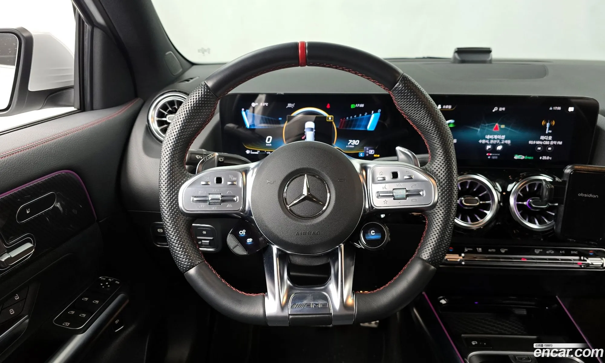 Mercedes-Benz GLA-Class H247 2023 — 16