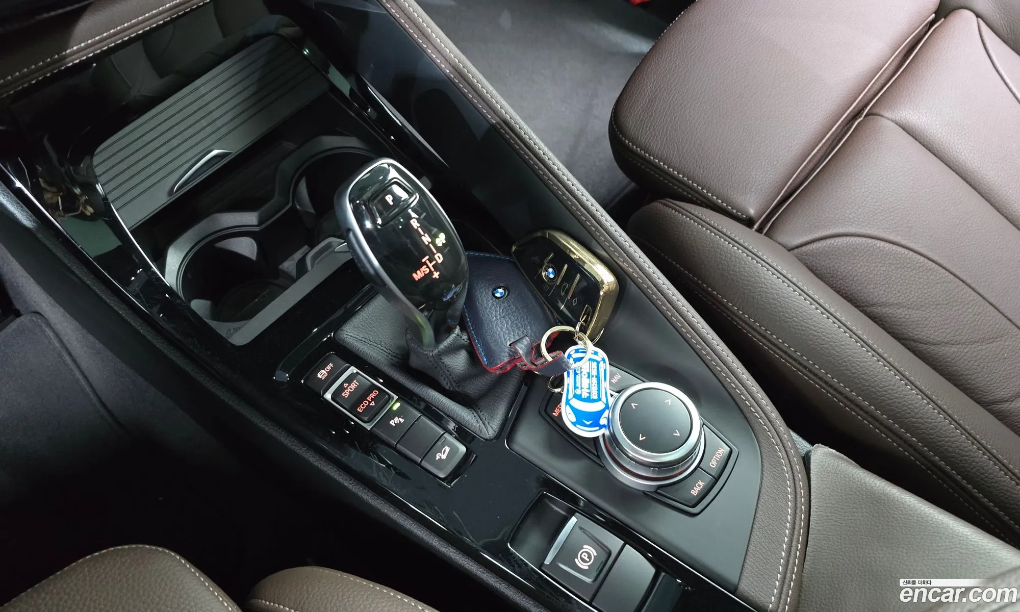 BMW X2 2022 WBA11DF06P5V77304 — 12