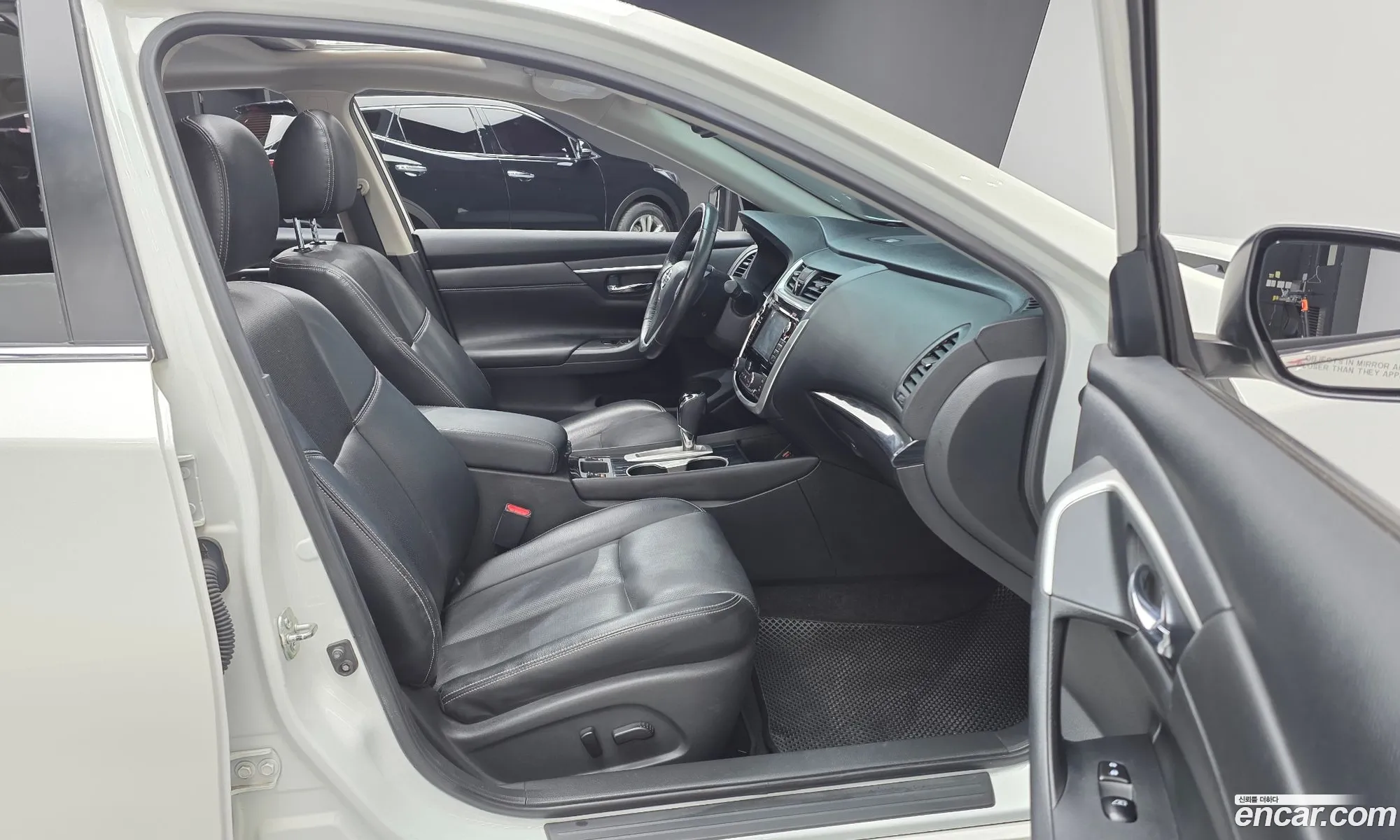 Nissan Altima 2018 1N4AL3AP1JC167353 — 7
