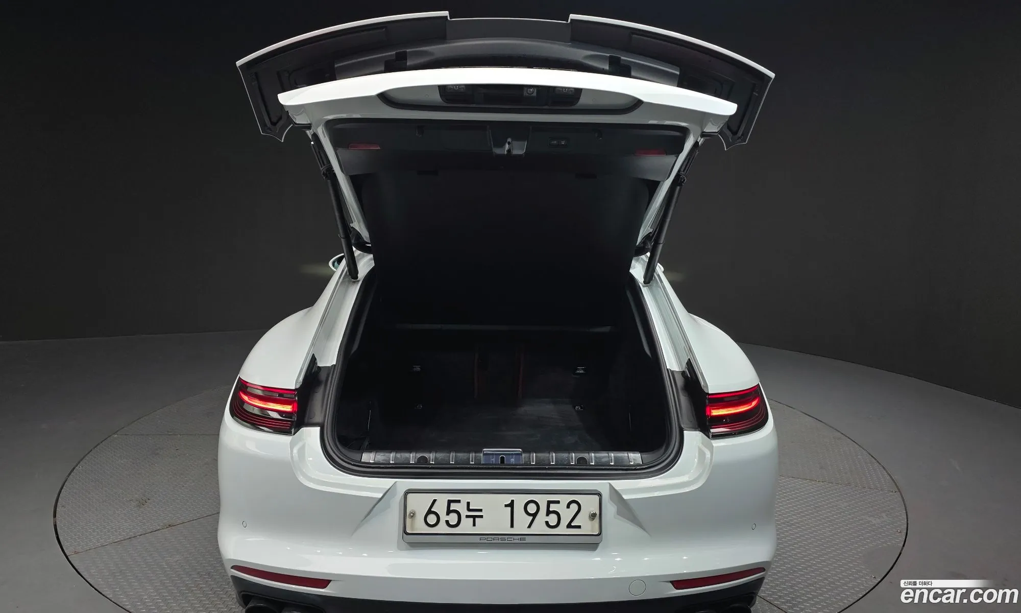Porsche Panamera 2019 WP0AG2974KL140274 — 18