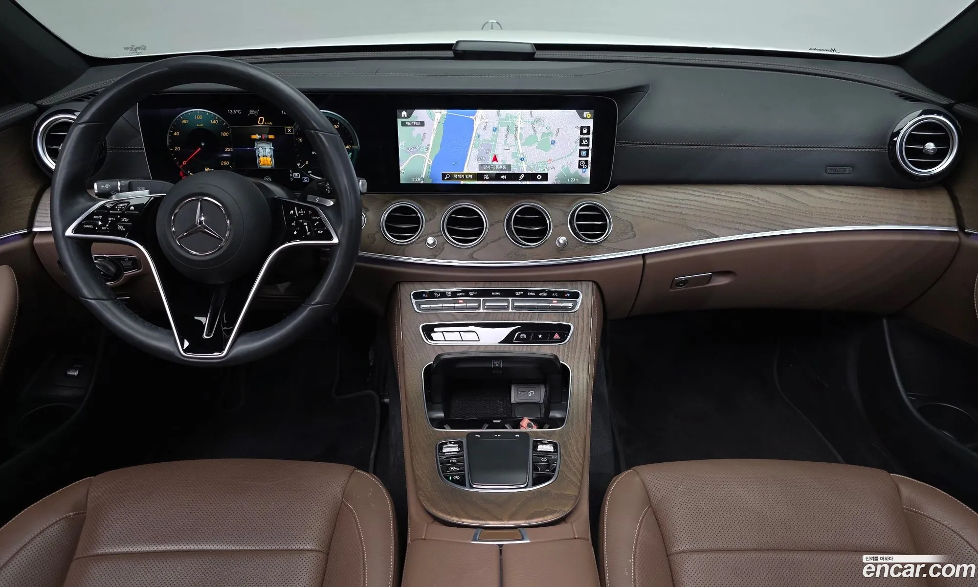 Mercedes-Benz E-Class W213 2022 — 20