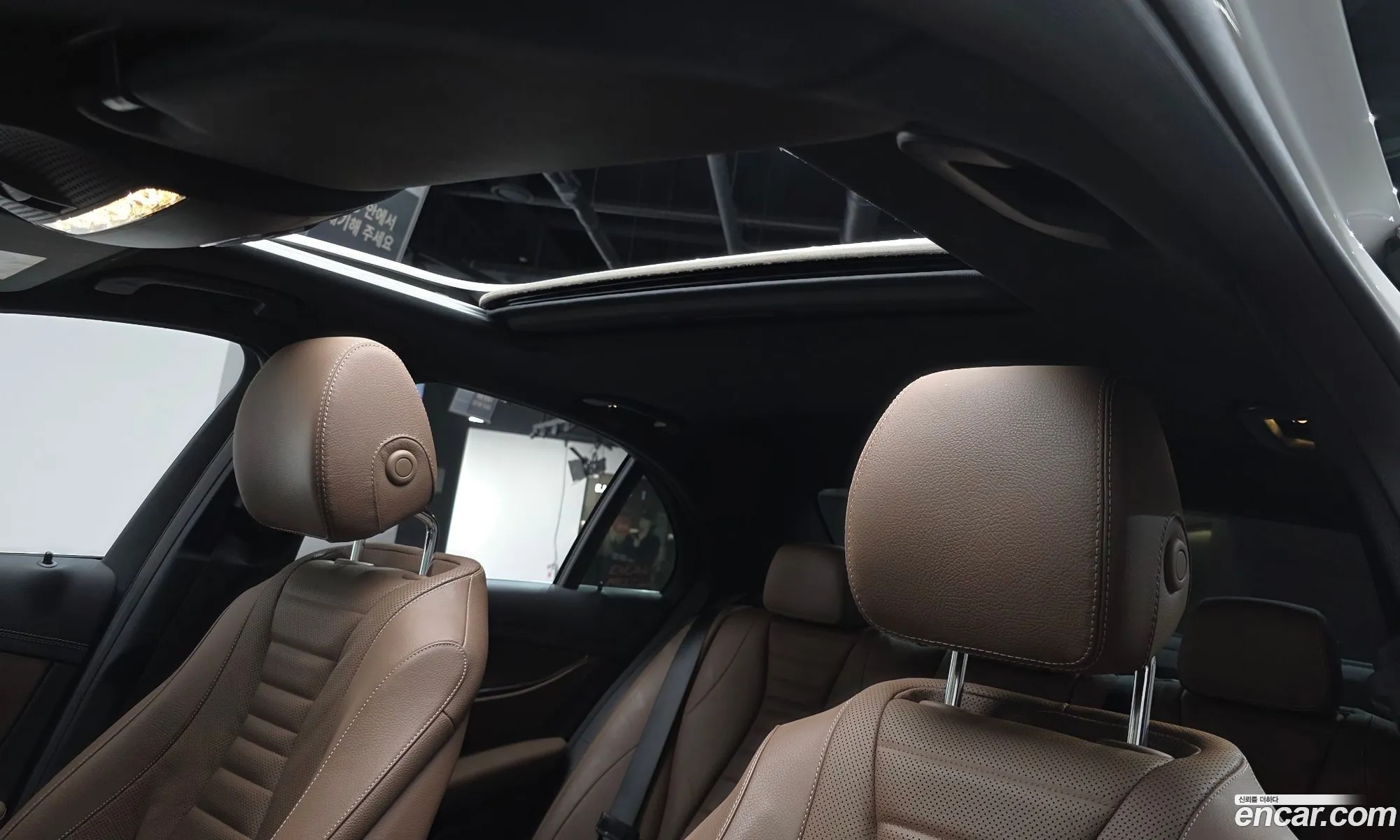 Mercedes-Benz E-Class W213 2022 — 13